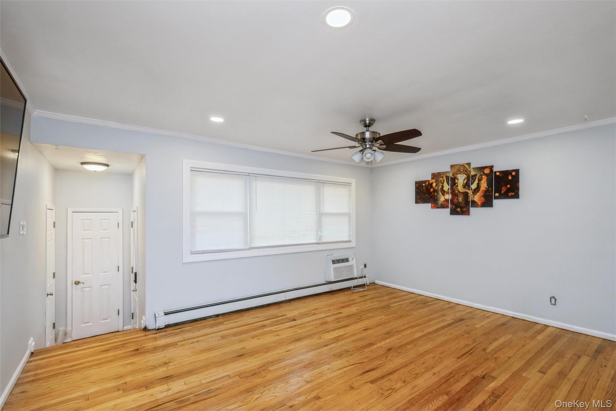 31 E June Street Property Photo 10