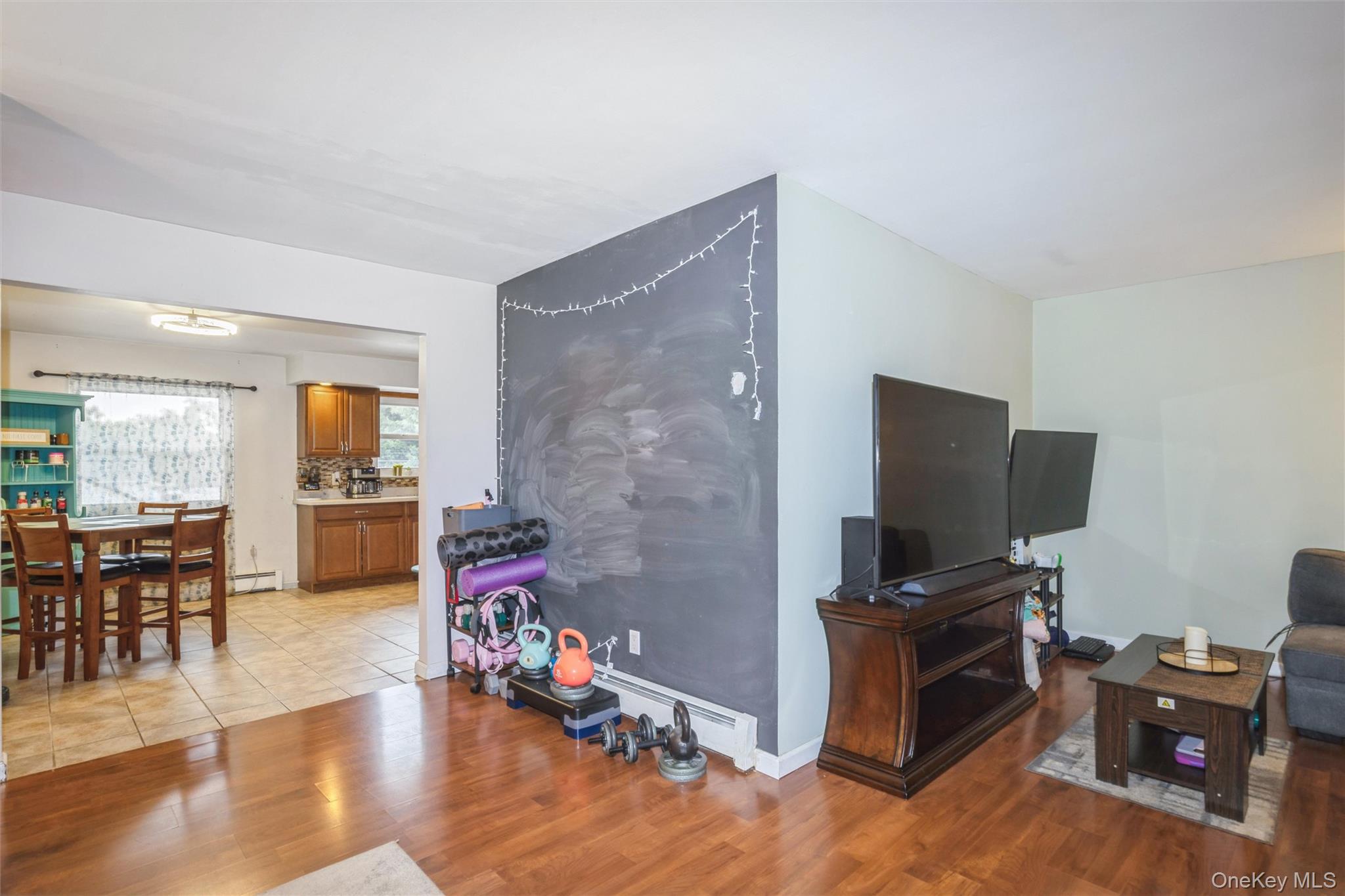 31 E June Street Property Photo 21