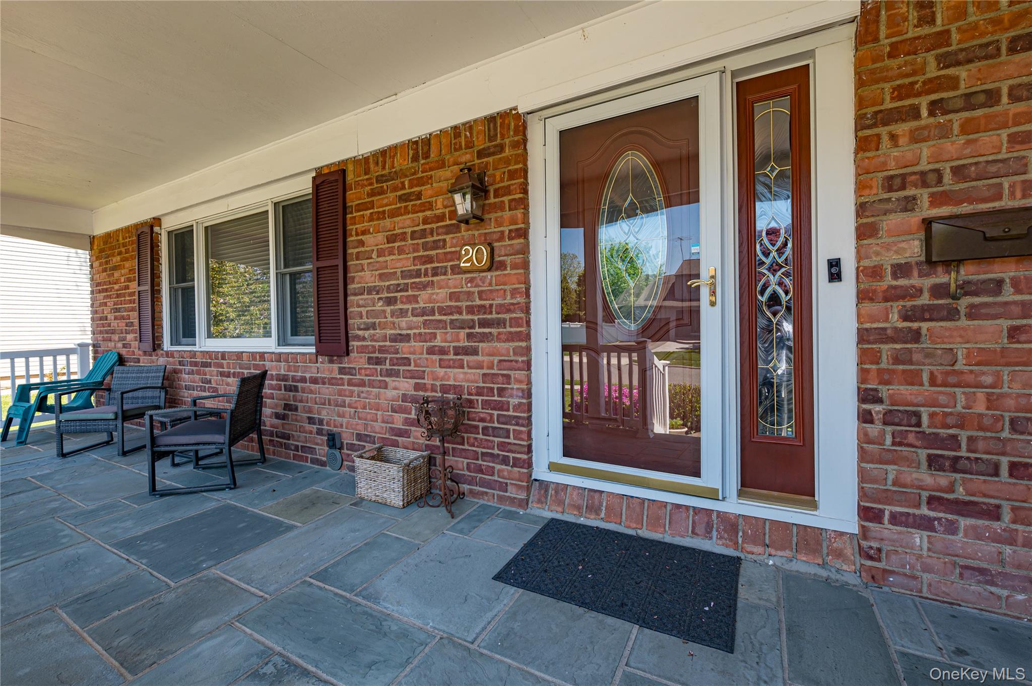 20 Evon Drive Property Photo 2