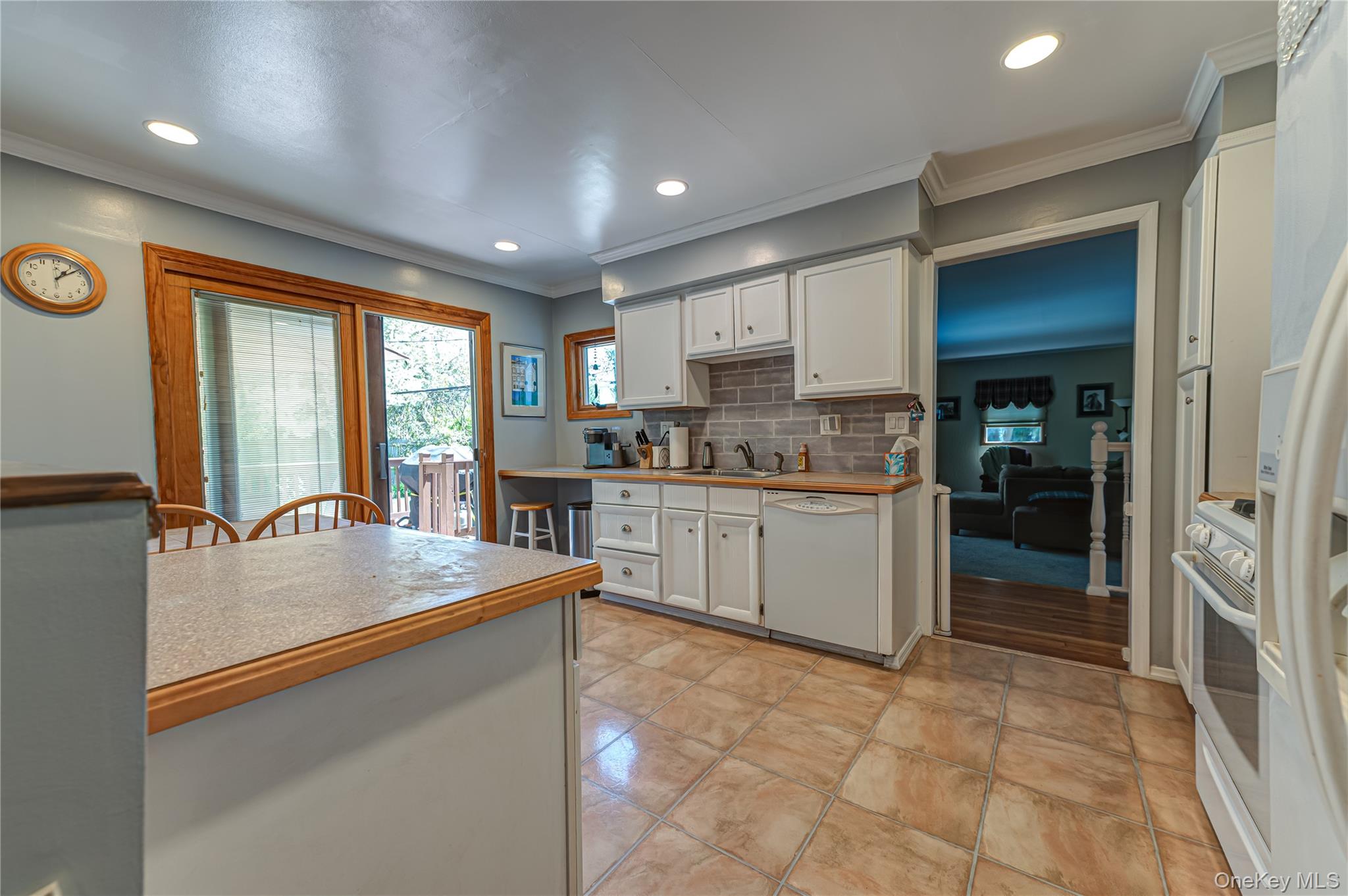 20 Evon Drive Property Photo 8