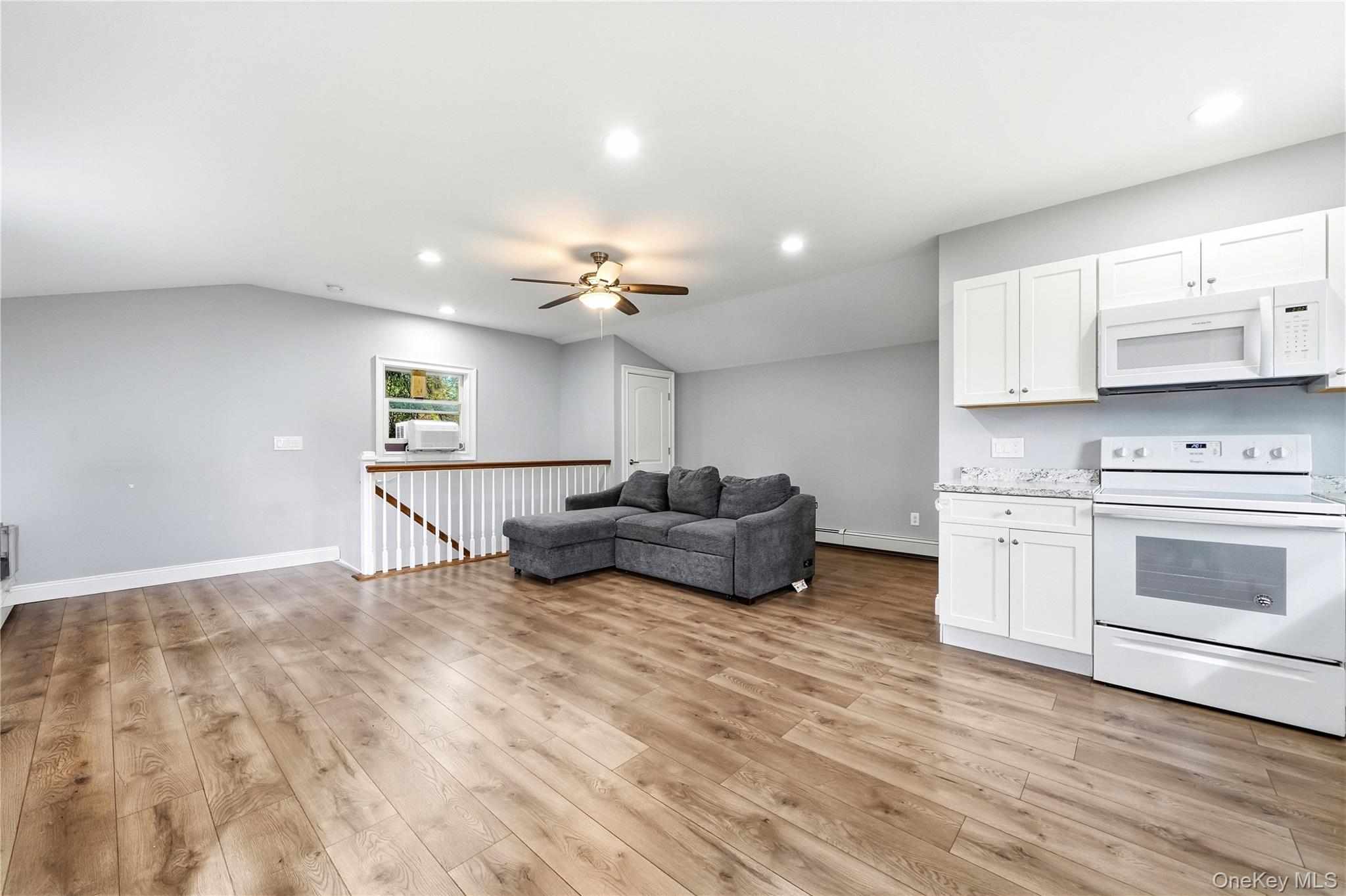 248 Bayview Avenue Property Photo 3