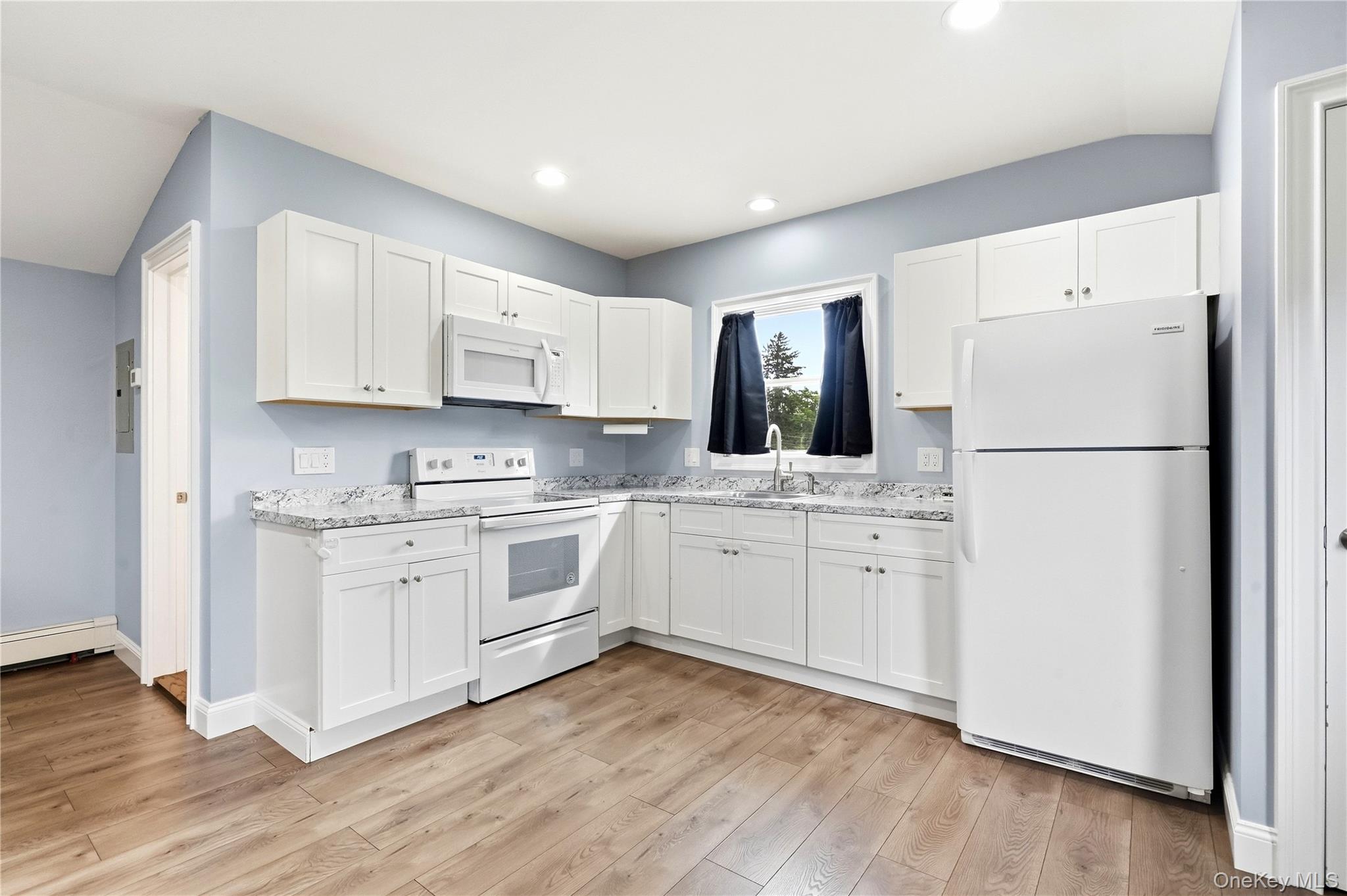 248 Bayview Avenue Property Photo 8