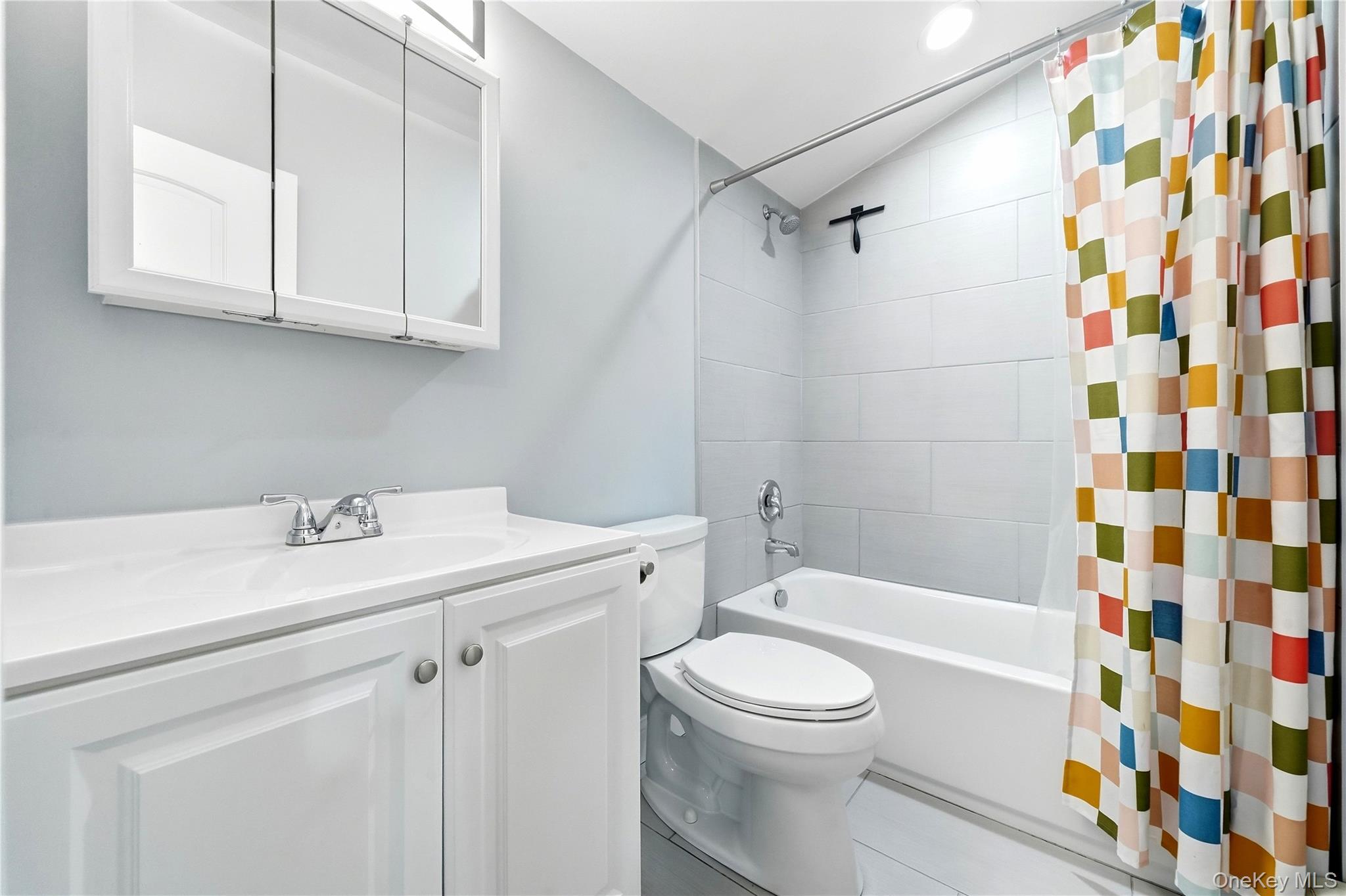 248 Bayview Avenue Property Photo 9