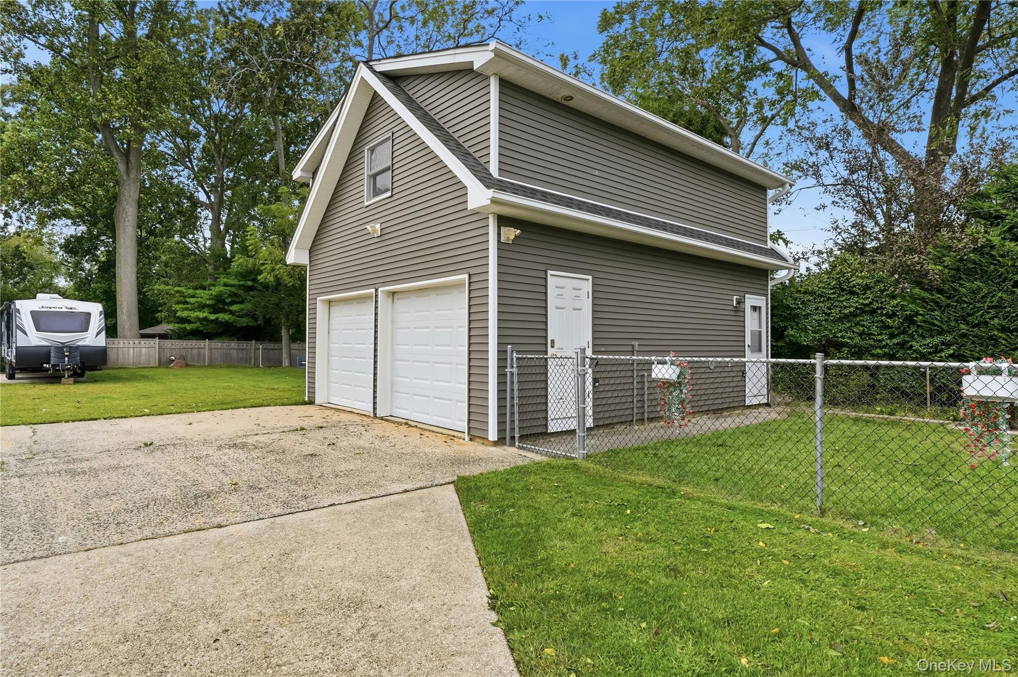 248 Bayview Avenue Property Photo 13