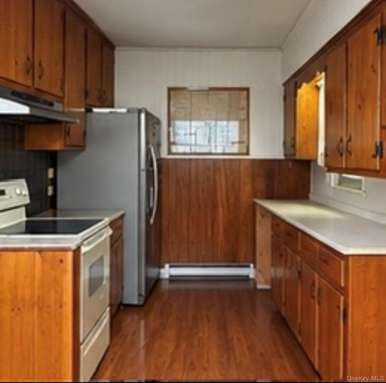 12 N Mortimer Avenue Property Photo 3