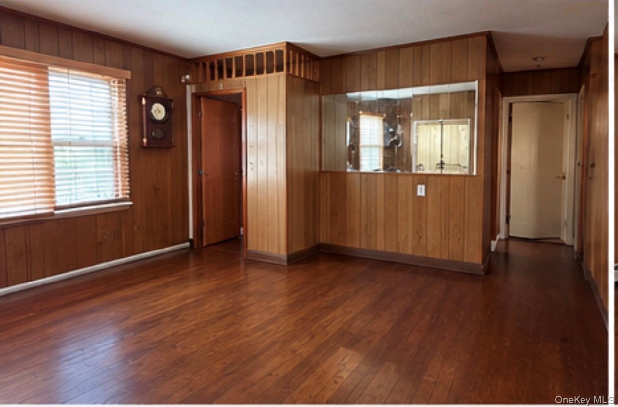 12 N Mortimer Avenue Property Photo 6