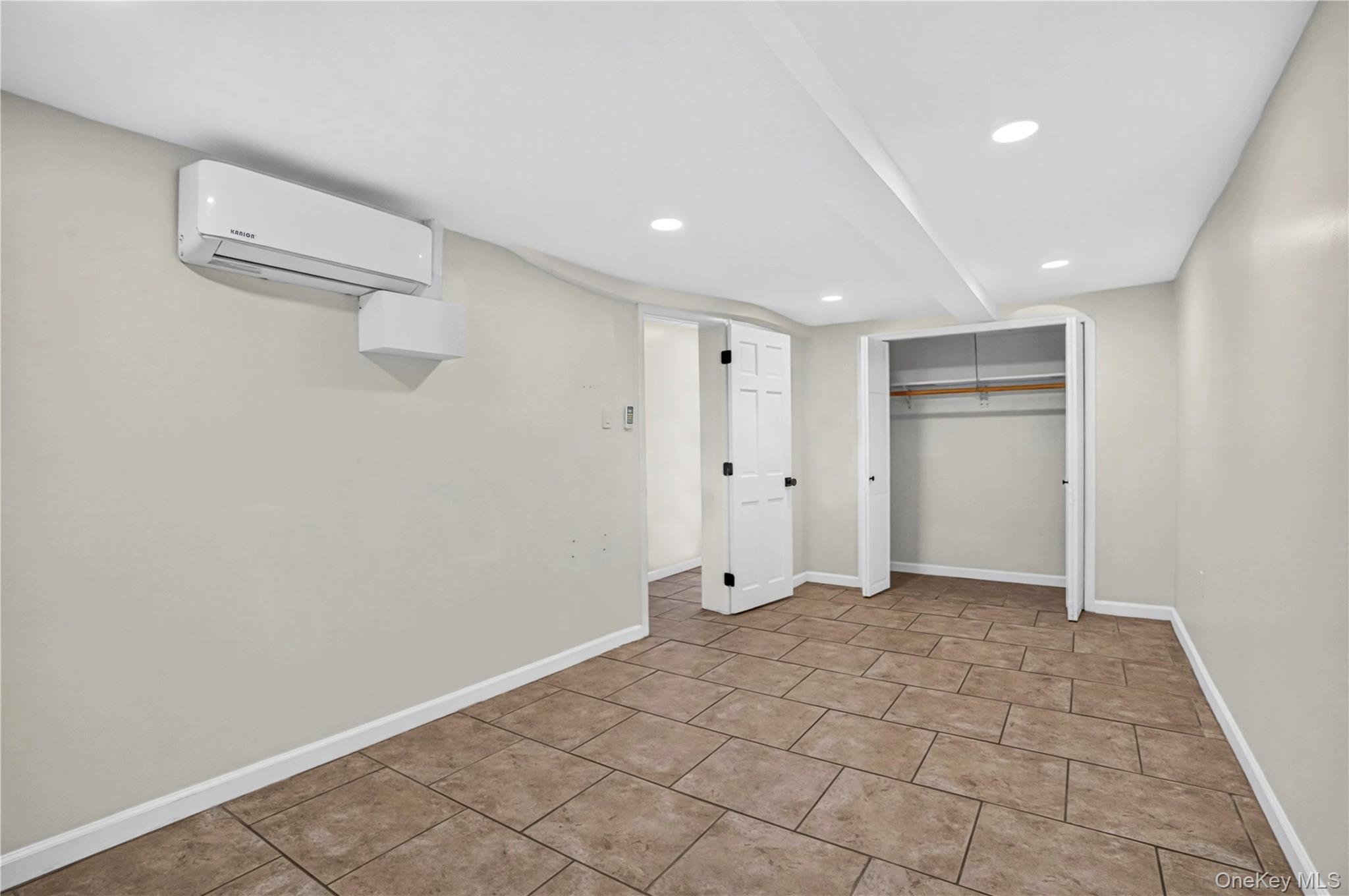 8953 Vanderveer Street Property Photo 7