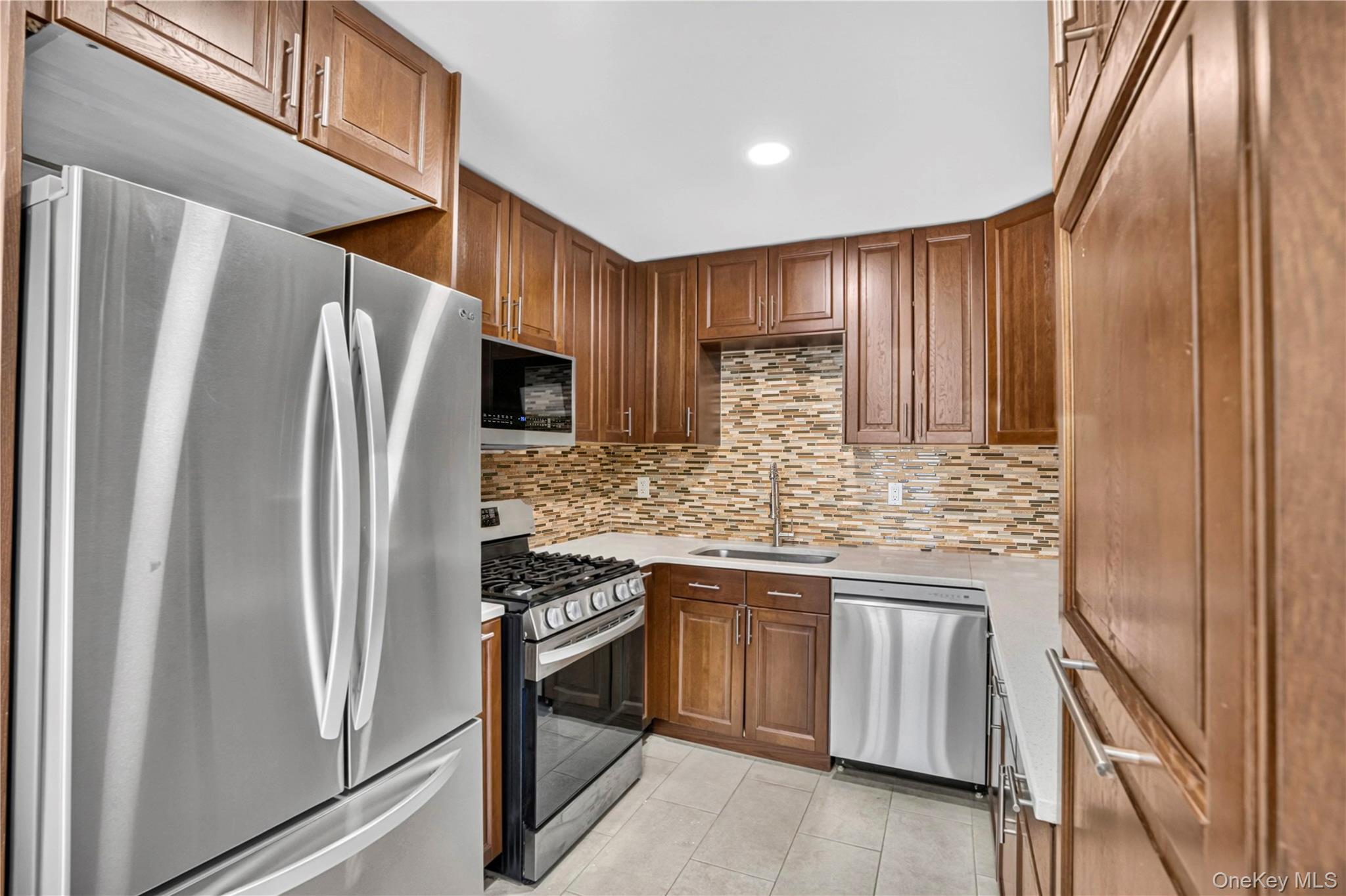 8953 Vanderveer Street Property Photo 13