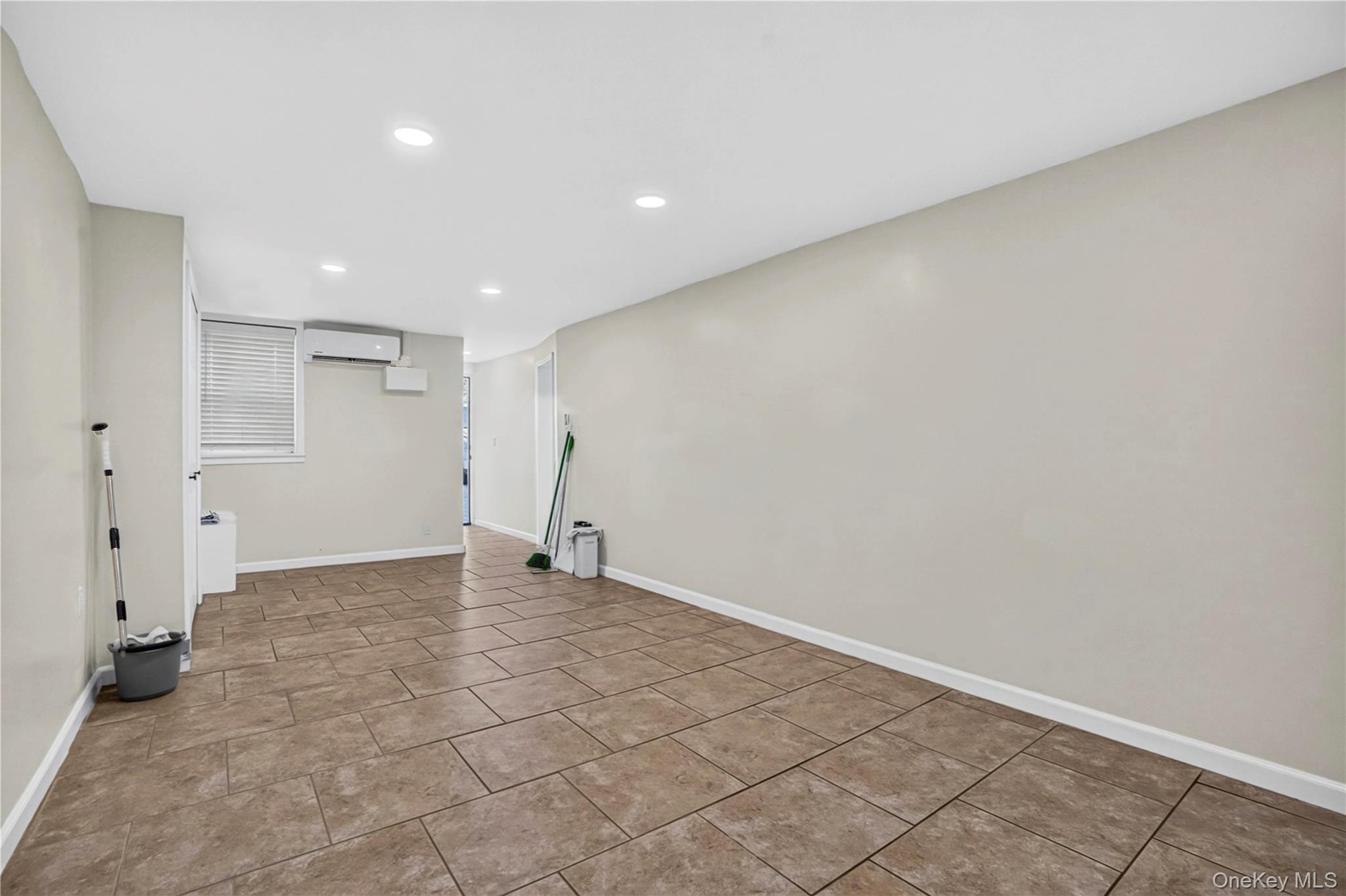 8953 Vanderveer Street Property Photo 18