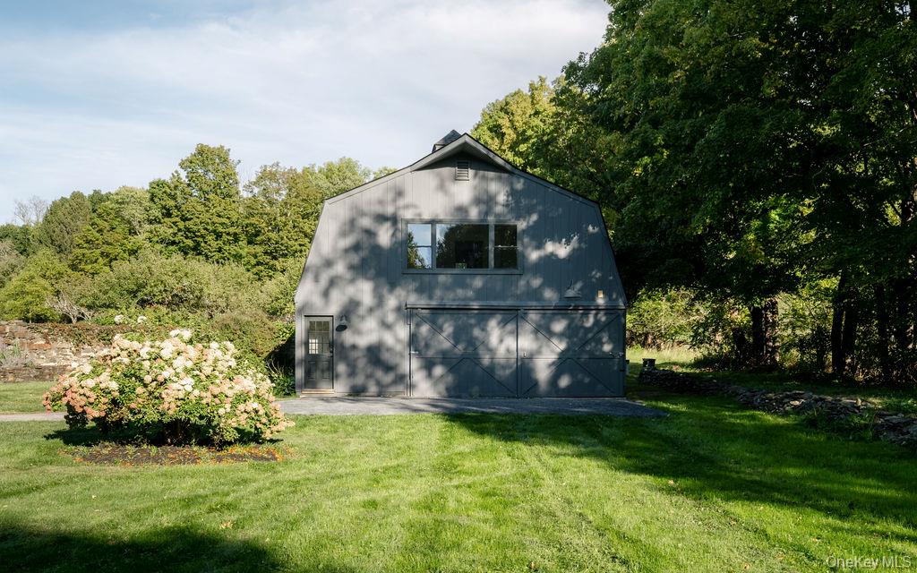 316-320 Clinton Hollow Road Property Photo 33