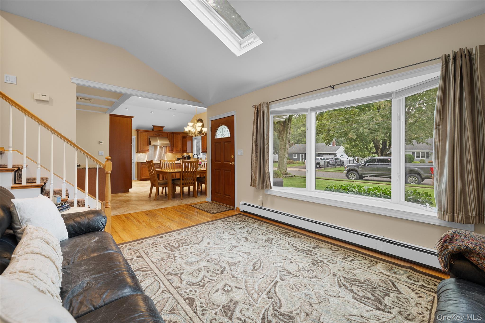655 Hyman Avenue Property Photo 3