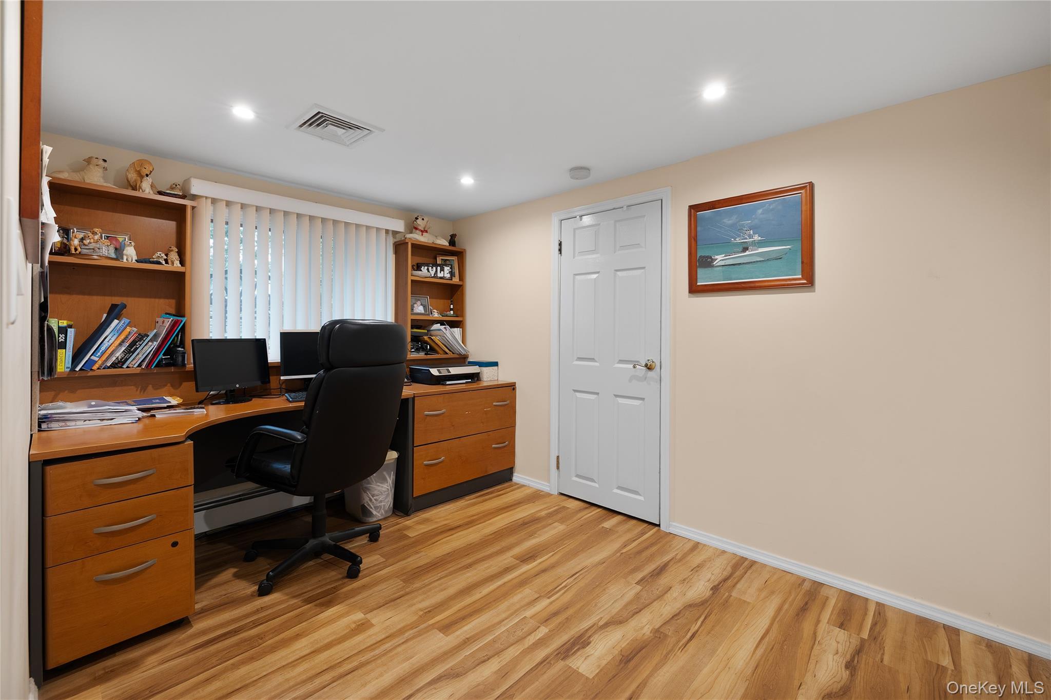 655 Hyman Avenue Property Photo 16