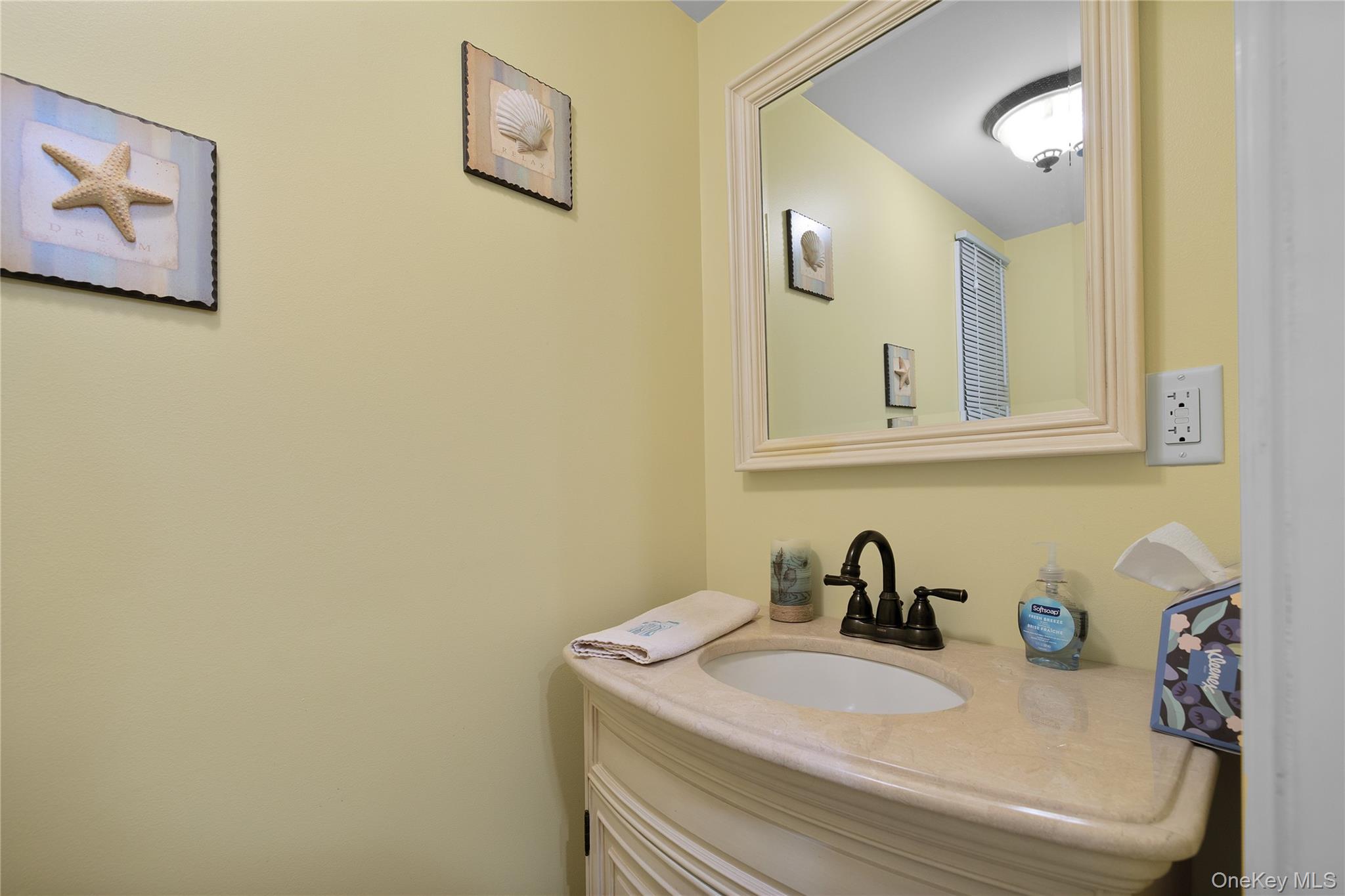 655 Hyman Avenue Property Photo 18