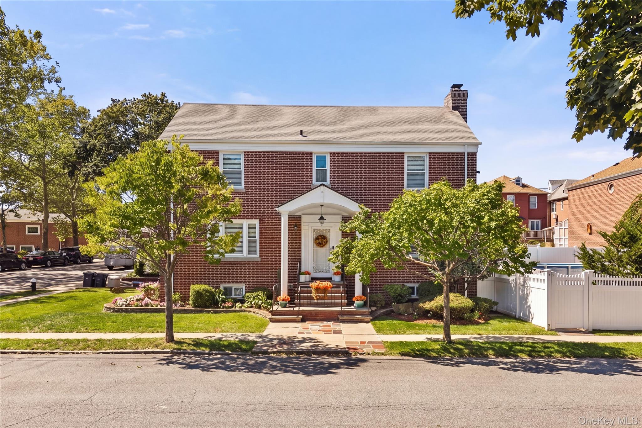2053 Van Hoesen Avenue Property Photo 1