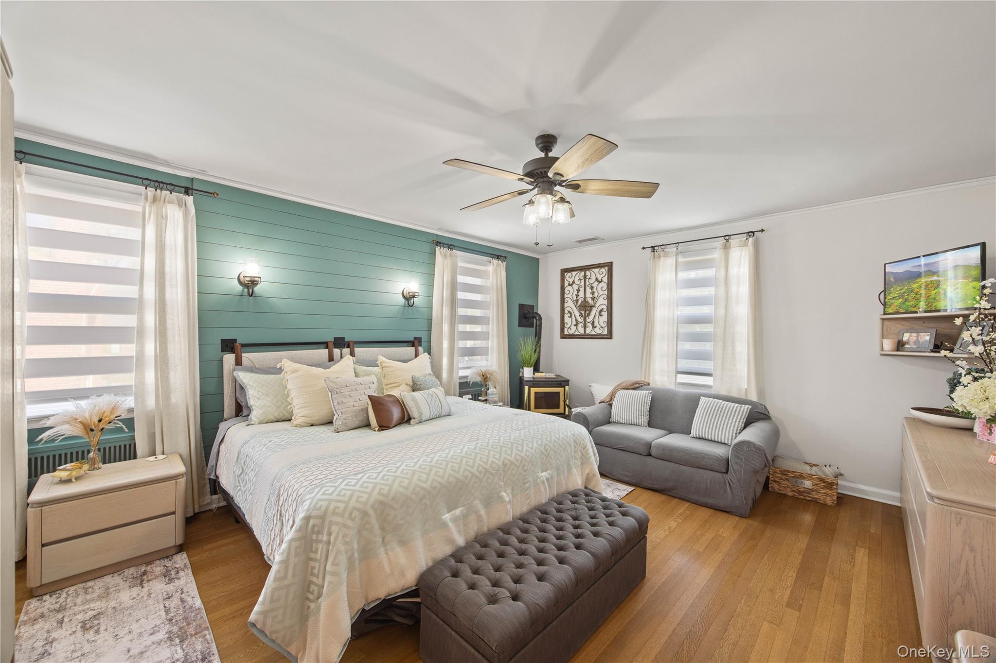 2053 Van Hoesen Avenue Property Photo 24