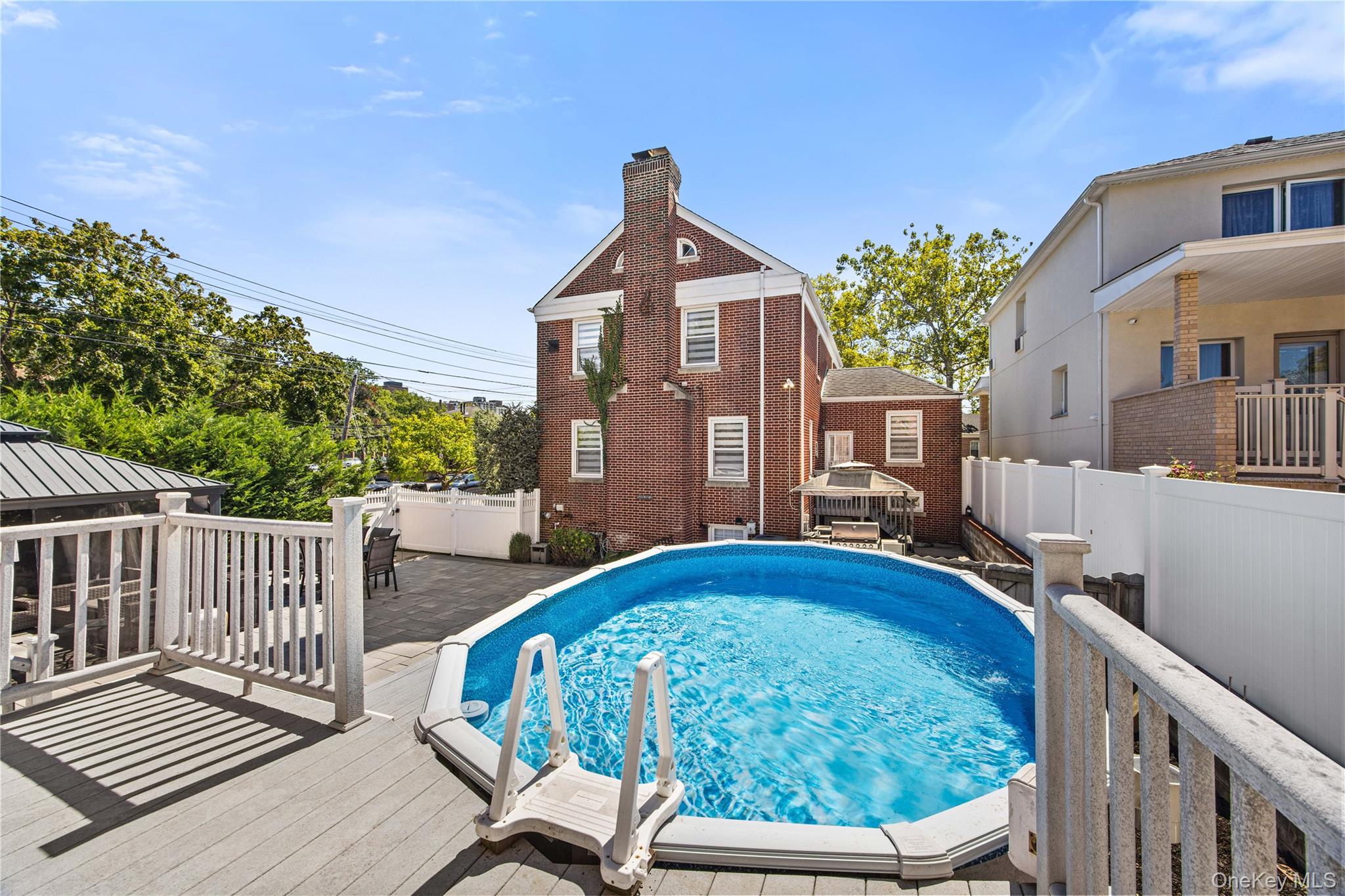 2053 Van Hoesen Avenue Property Photo 37