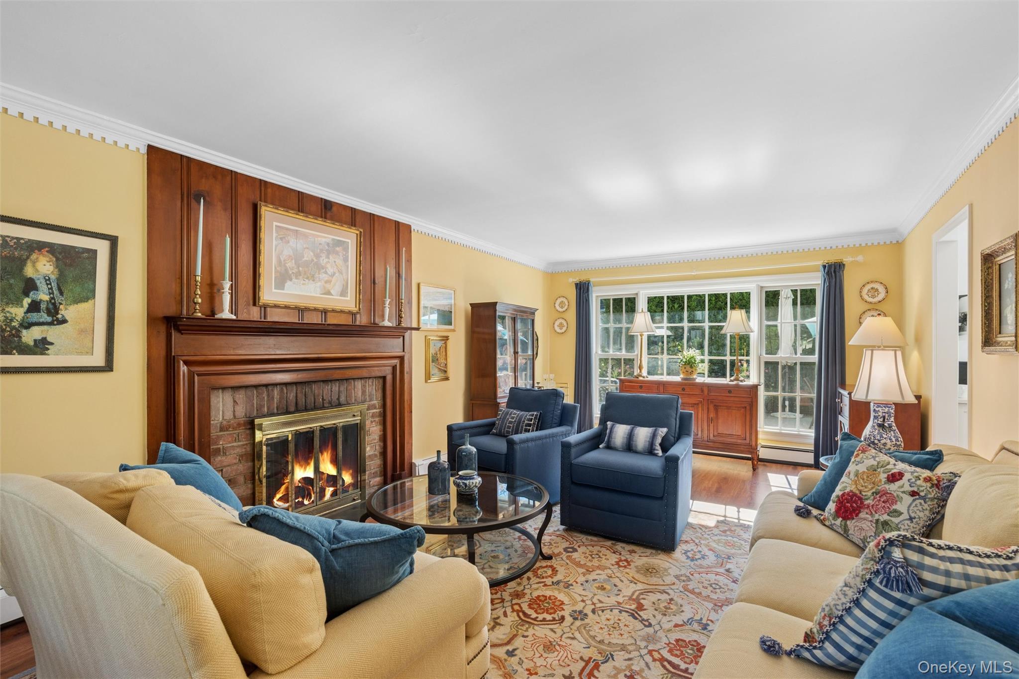 6 6th Place Property Photo 7