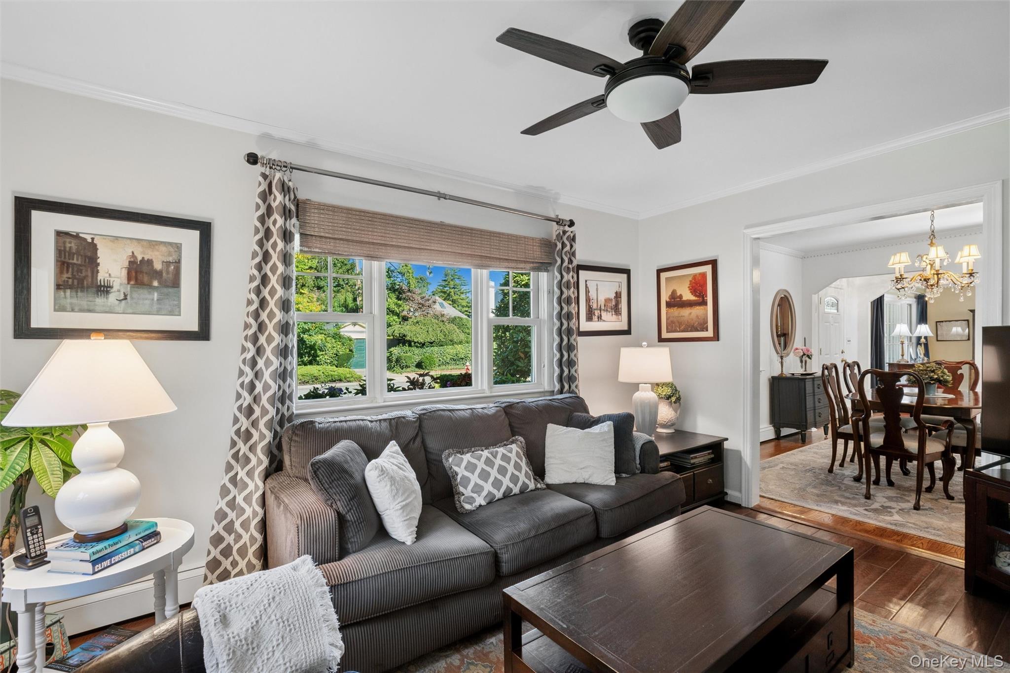 6 6th Place Property Photo 10