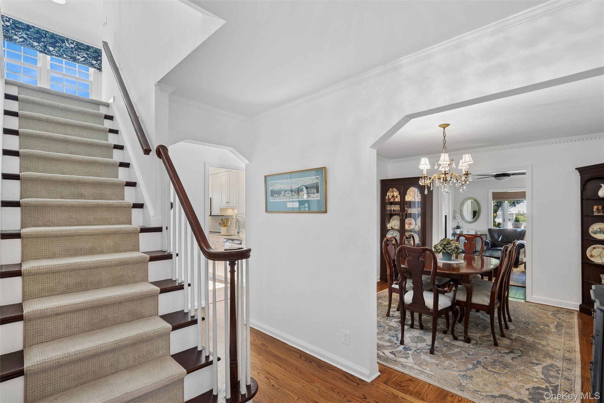 6 6th Place Property Photo 19