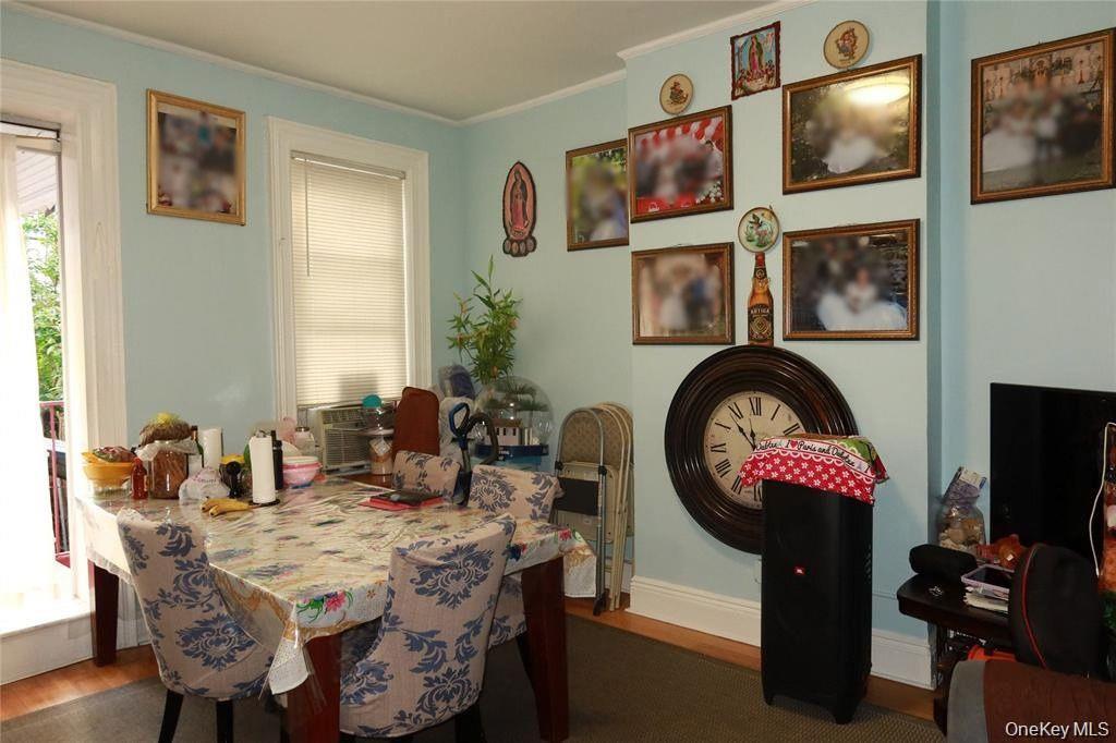 257 Lincoln Avenue Property Photo 3