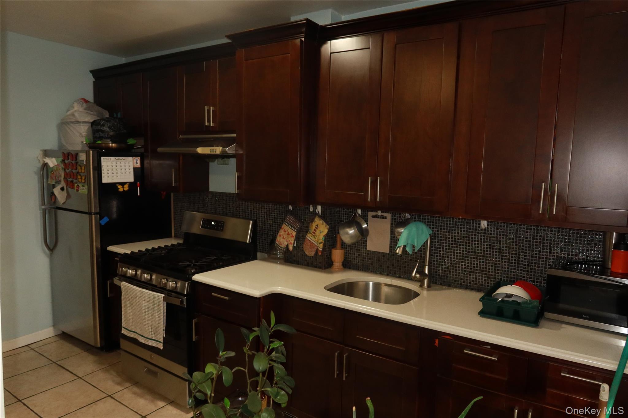 257 Lincoln Avenue Property Photo 4