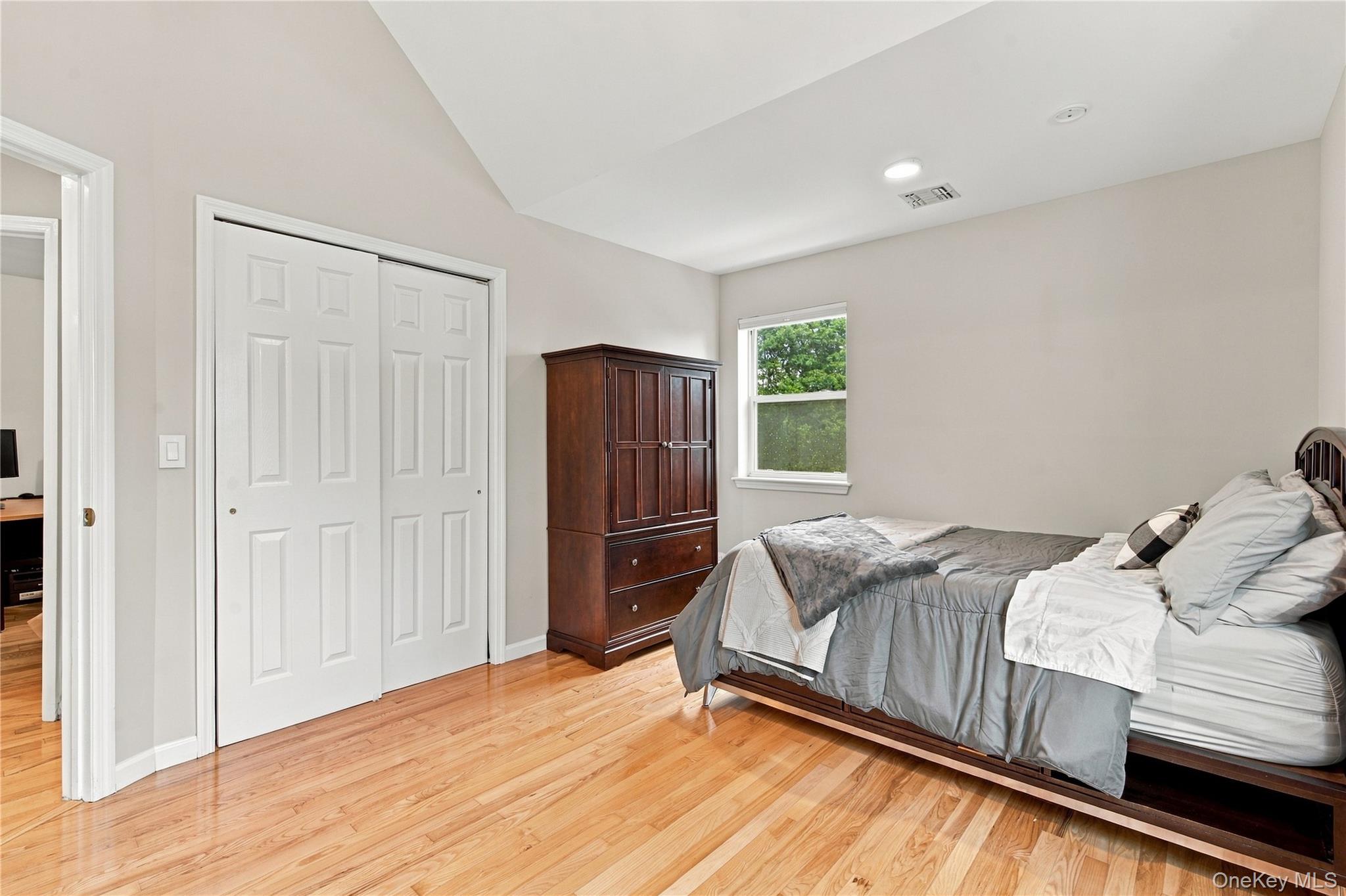 5 Aspatuck Court Property Photo 24