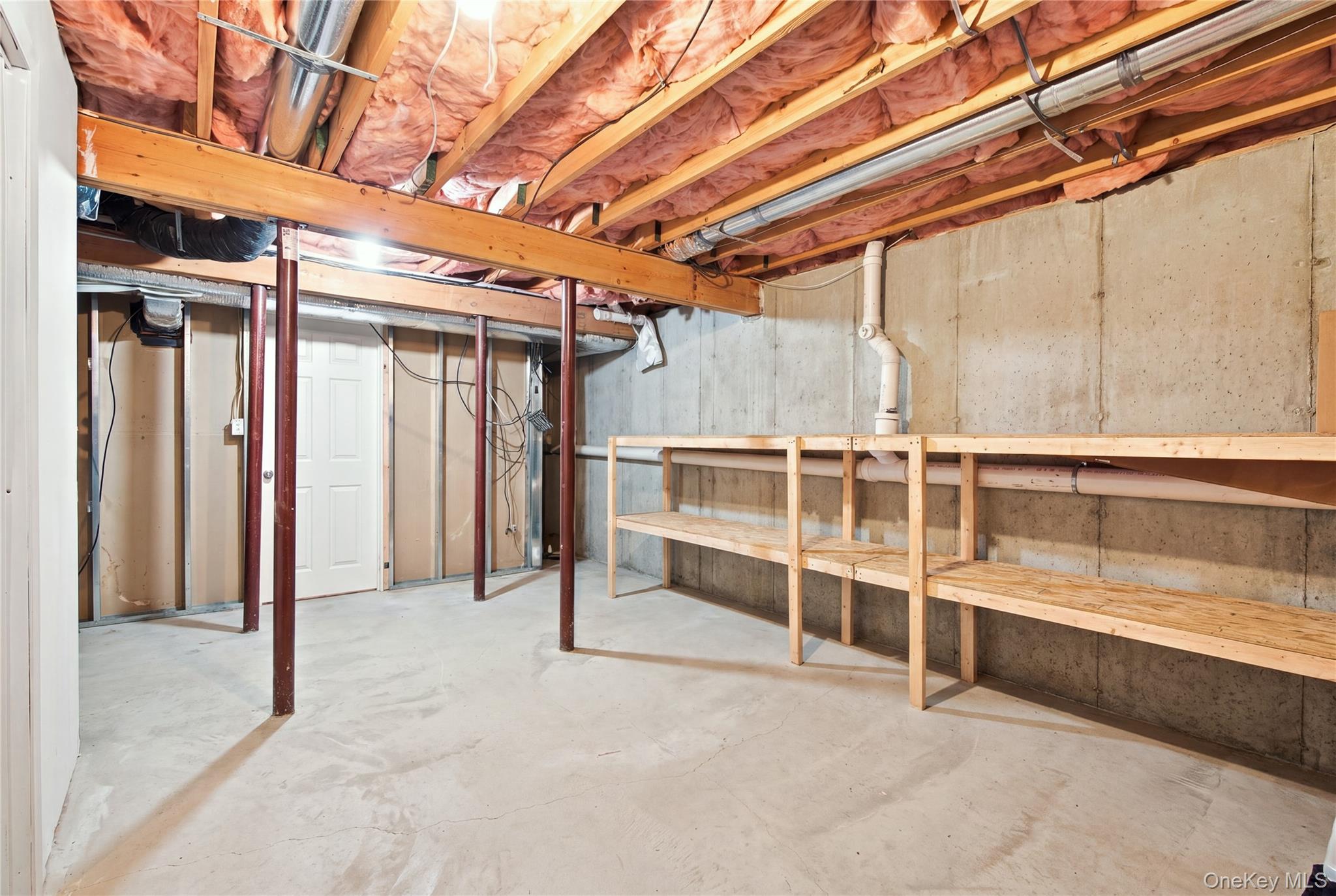 5 Aspatuck Court Property Photo 29