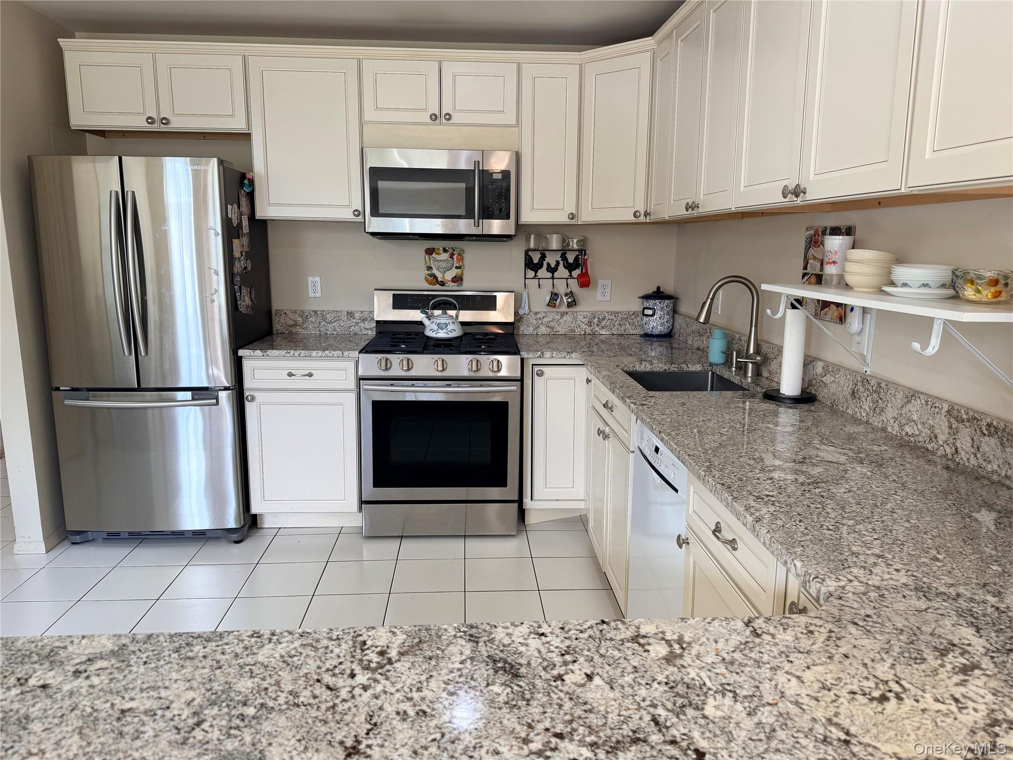 298 Prairie Court Property Photo 8