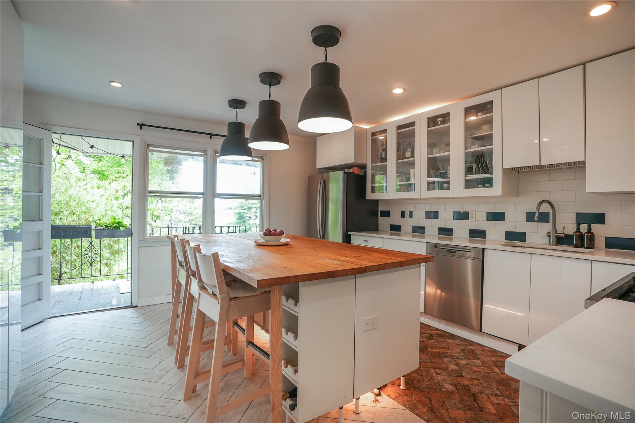 100 Dowd Street C6 Property Photo 2