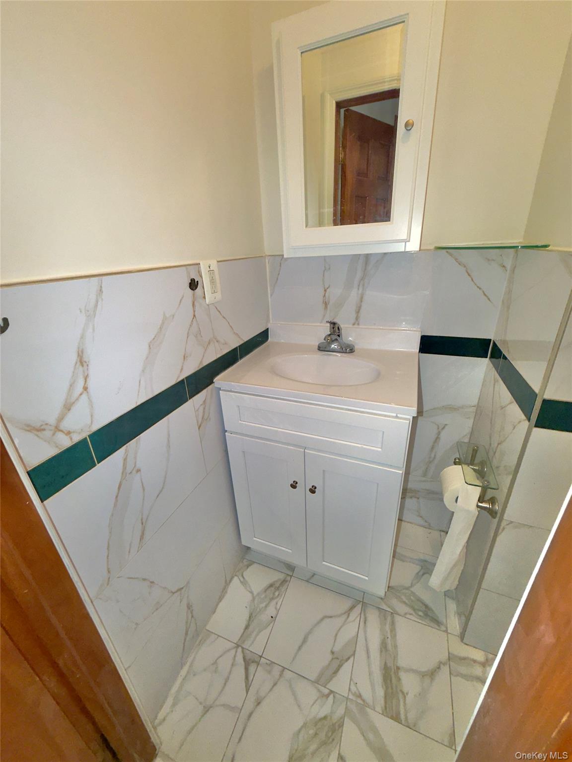 1214 E 34th Street Property Photo 12