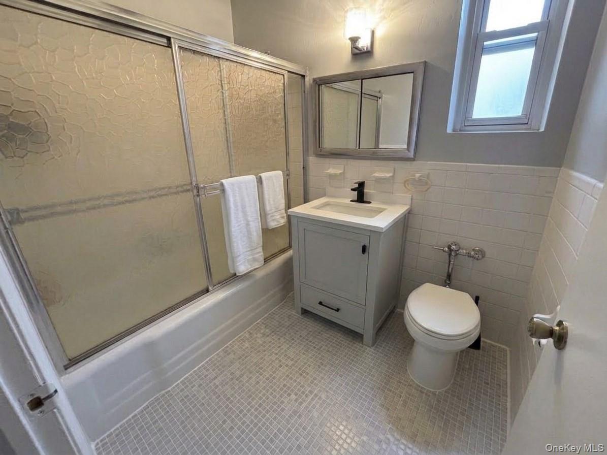 1057108 Property Photo 13