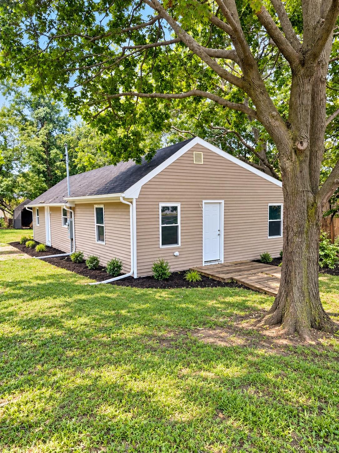 182 Frowein Road Property Photo 1