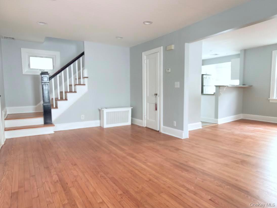 711 Hall Street Property Photo 7