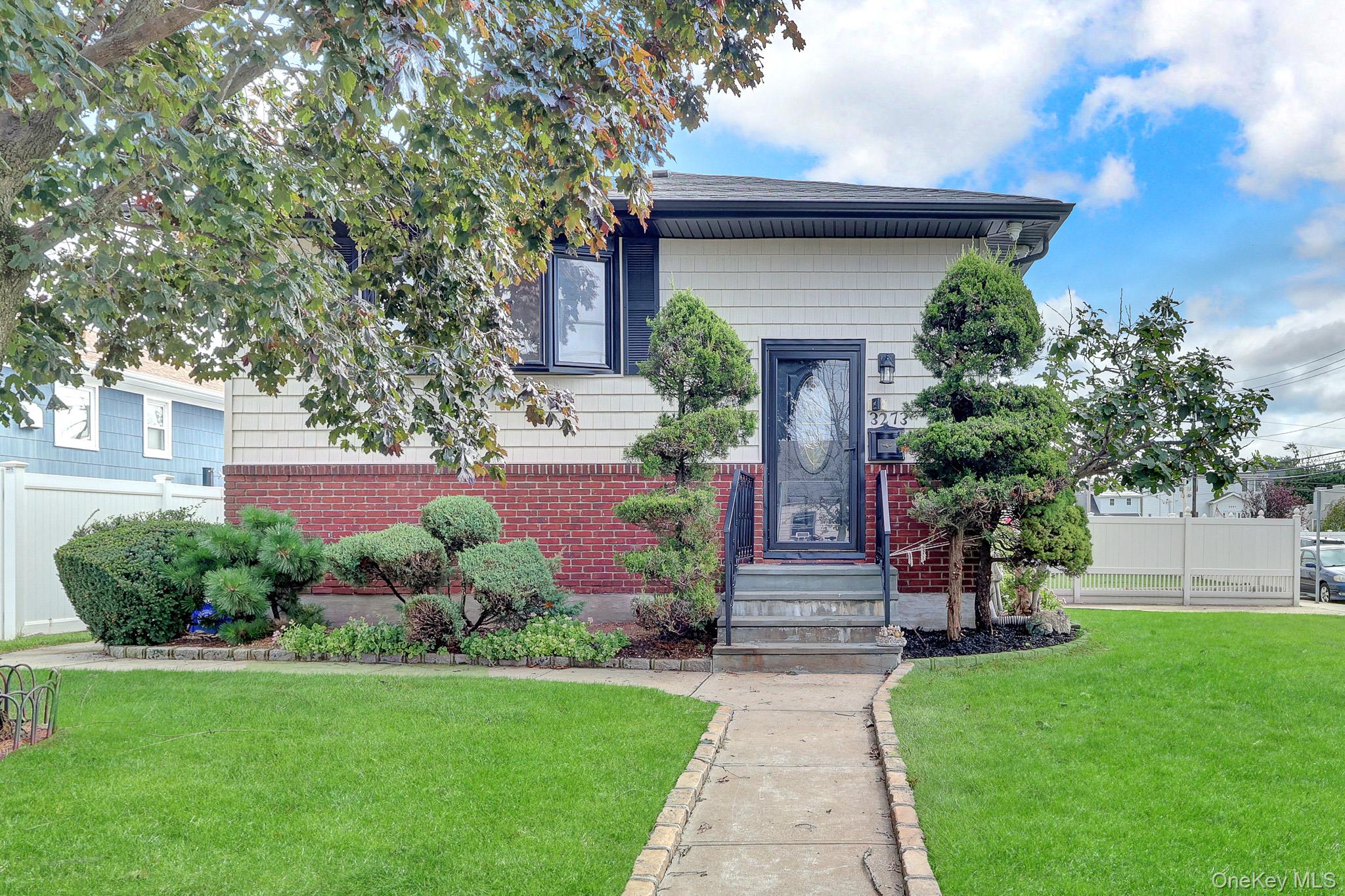 3273 5th Street Property Photo 1