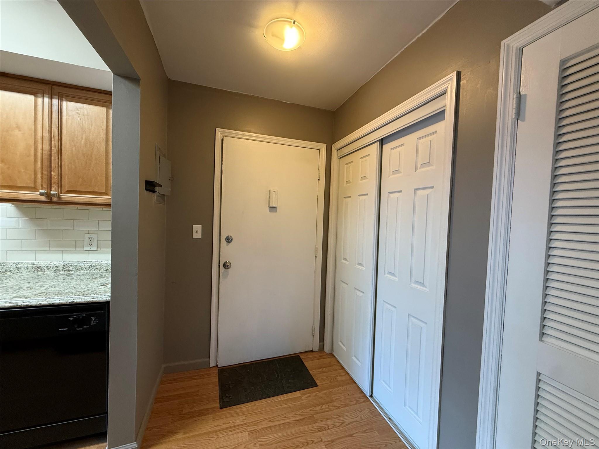 616 Cherry Hill Drive Property Photo 4
