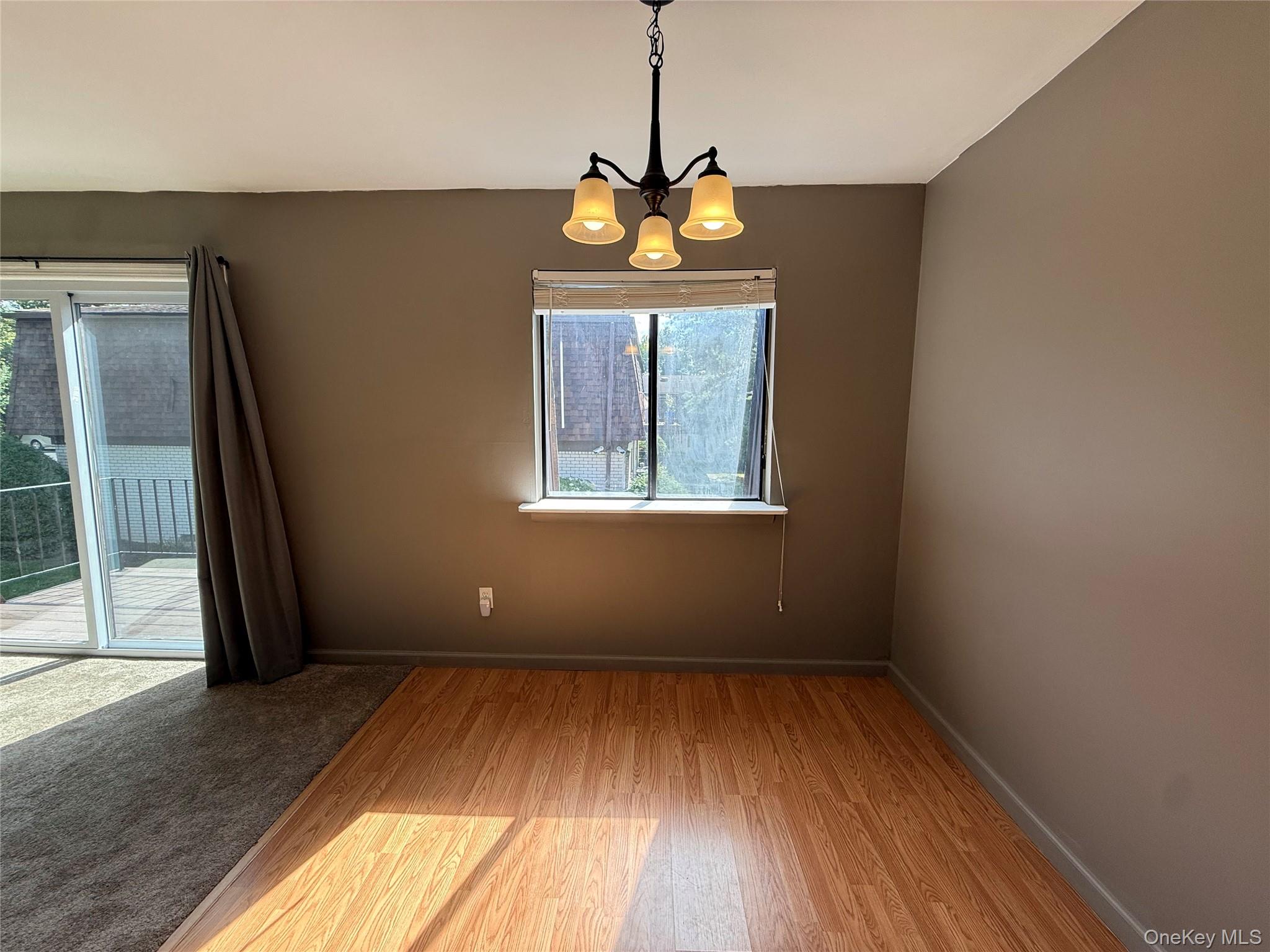 616 Cherry Hill Drive Property Photo 12