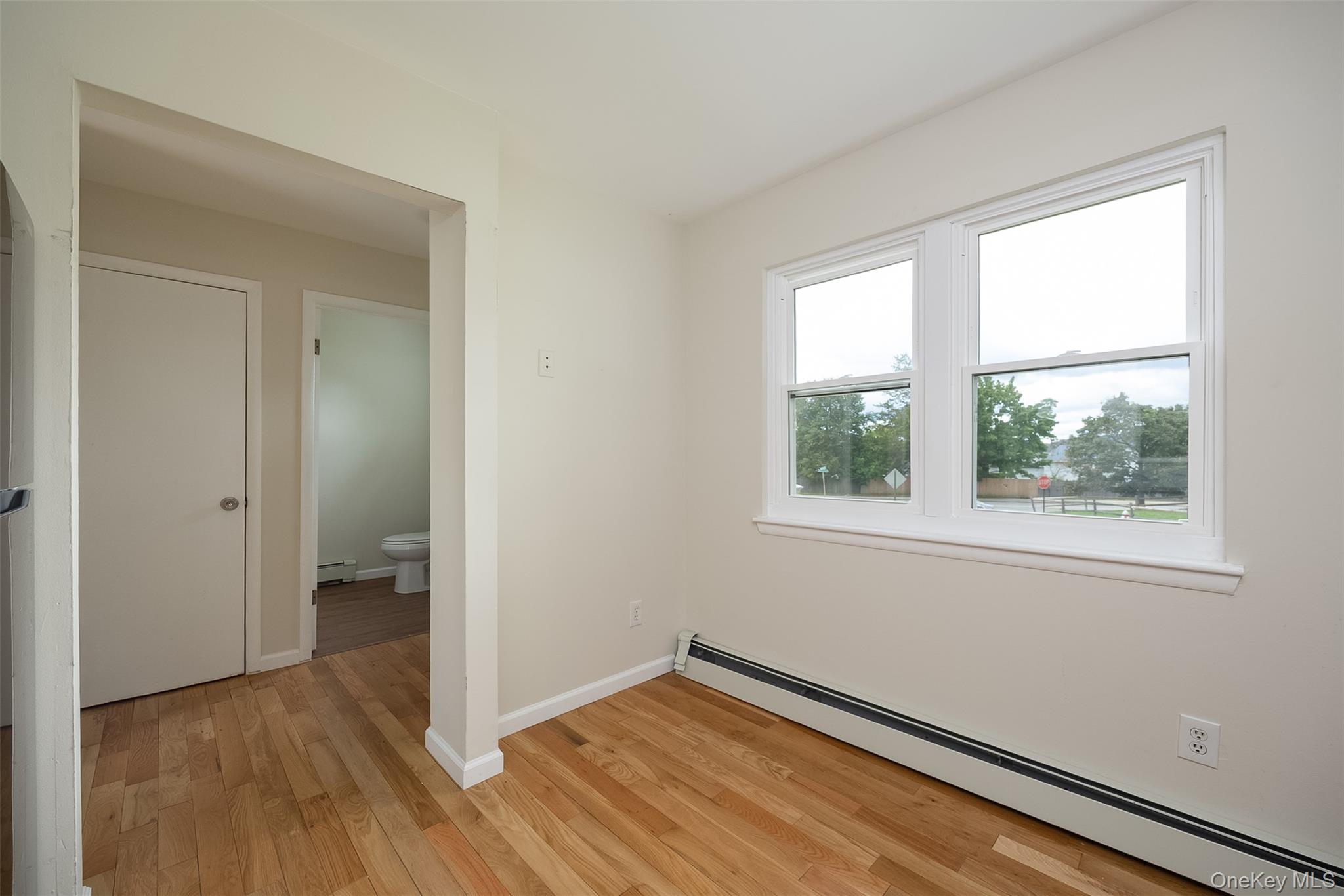502 Harbor View Court Property Photo 8