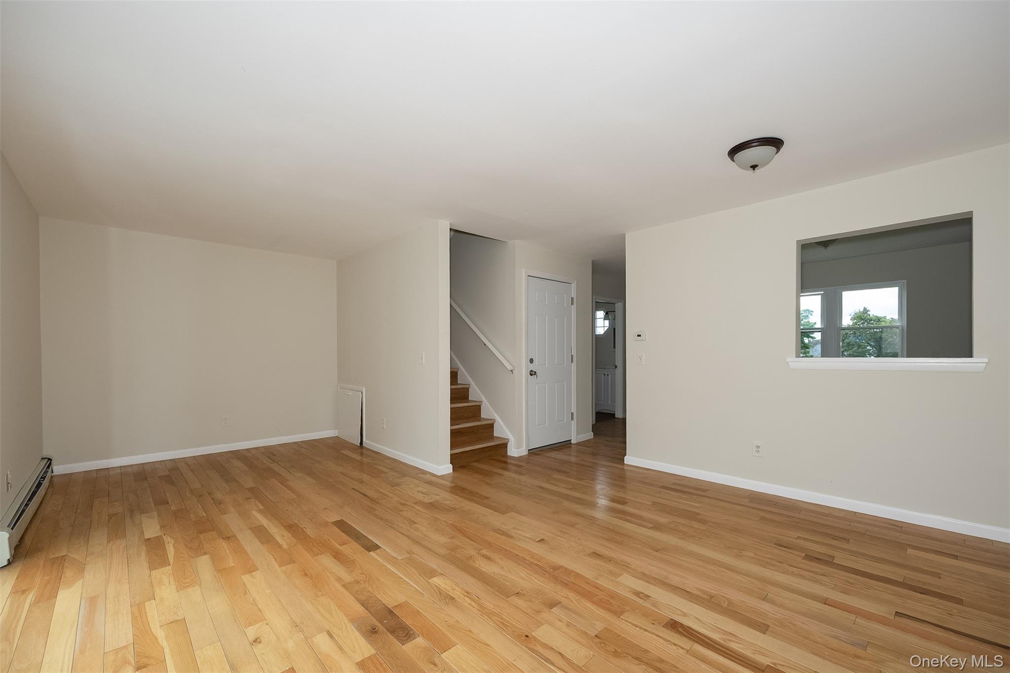 502 Harbor View Court Property Photo 9
