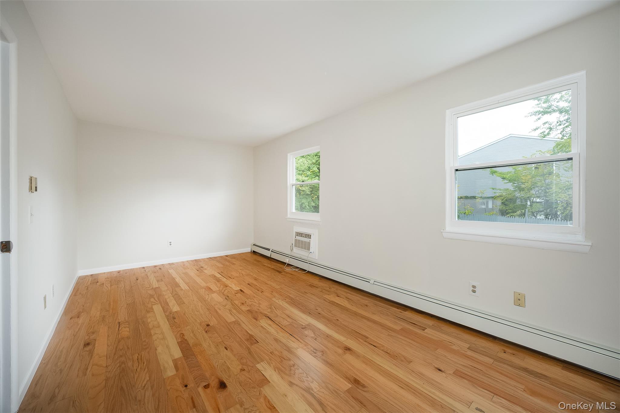 502 Harbor View Court Property Photo 12