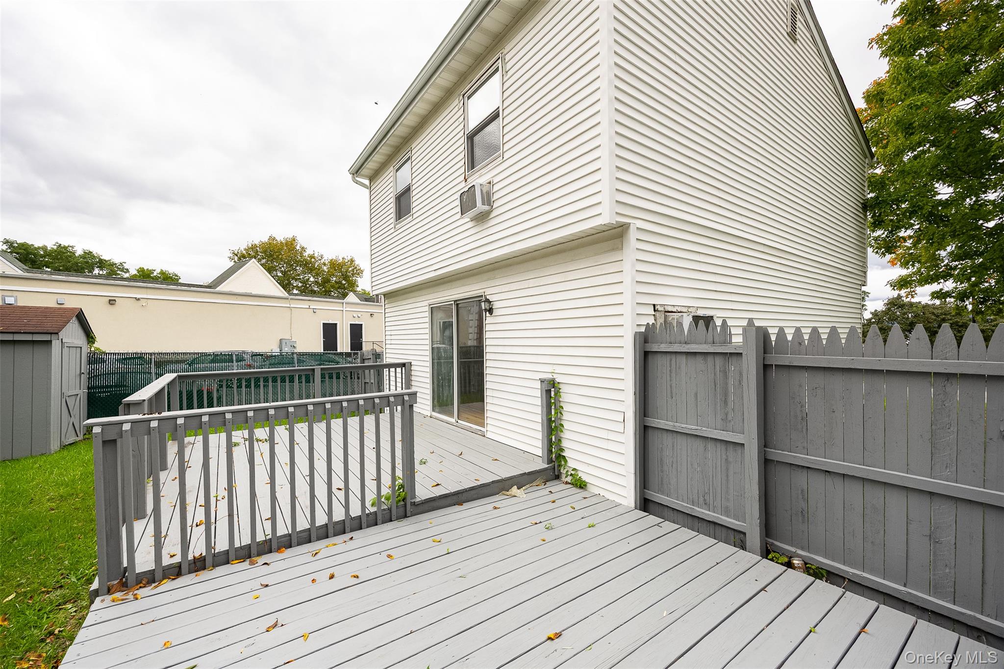 502 Harbor View Court Property Photo 24
