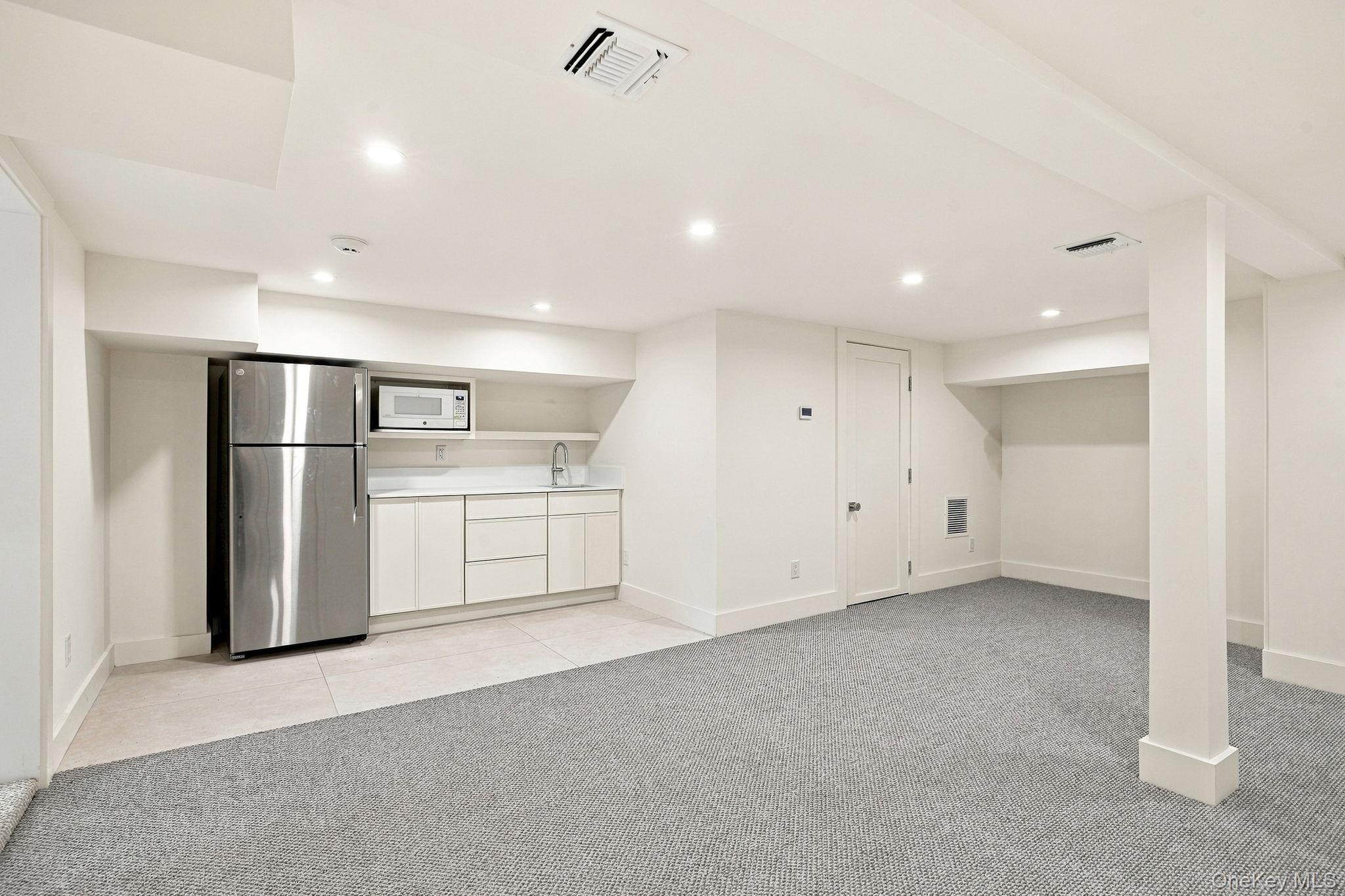 72 Orchard Avenue Property Photo 43