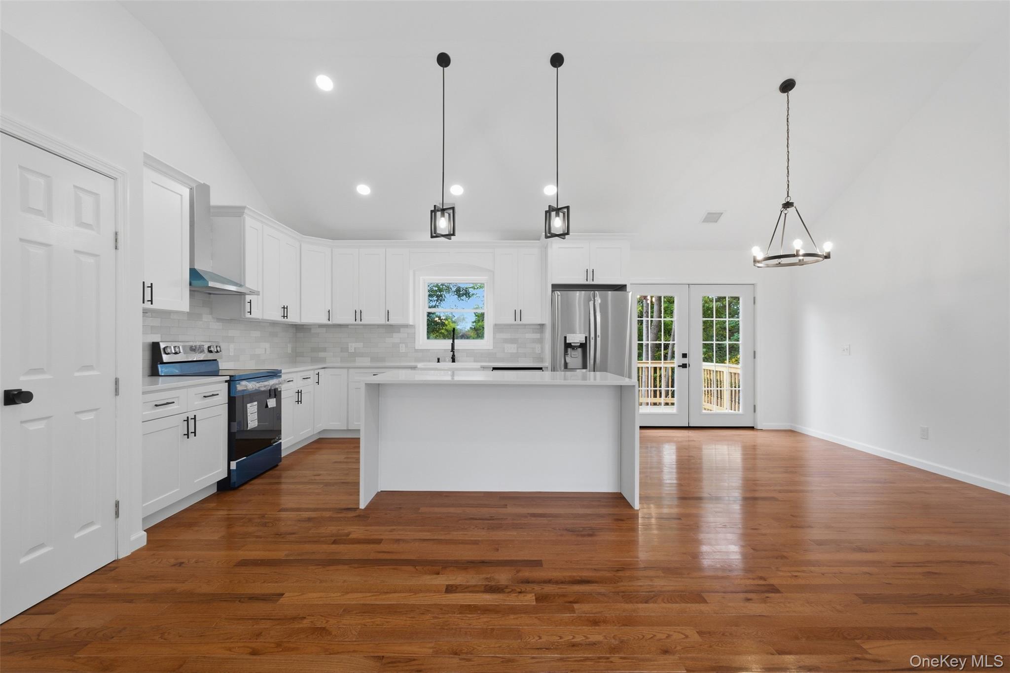 54 Cedar Lane Property Photo 3