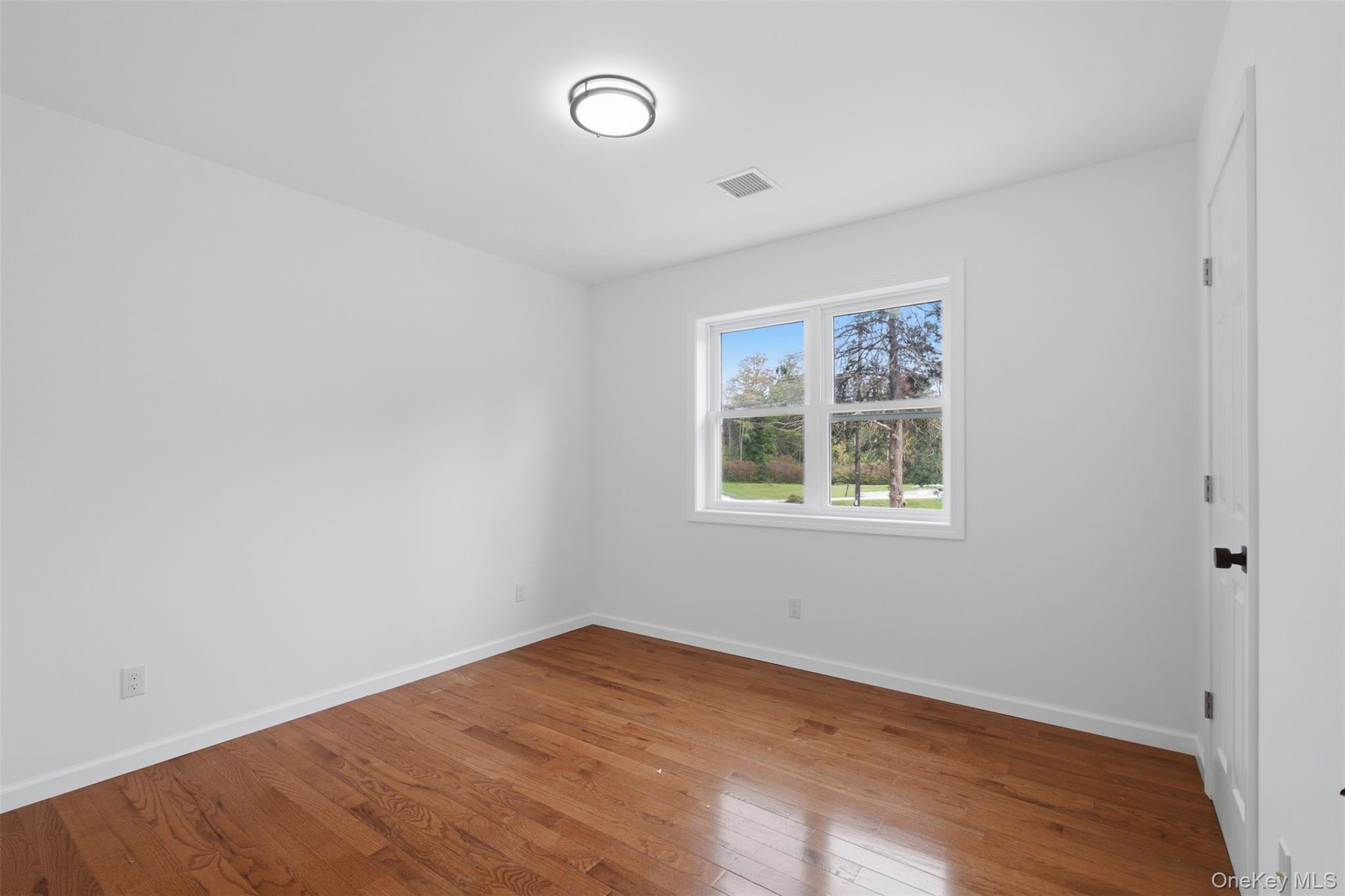 54 Cedar Lane Property Photo 8