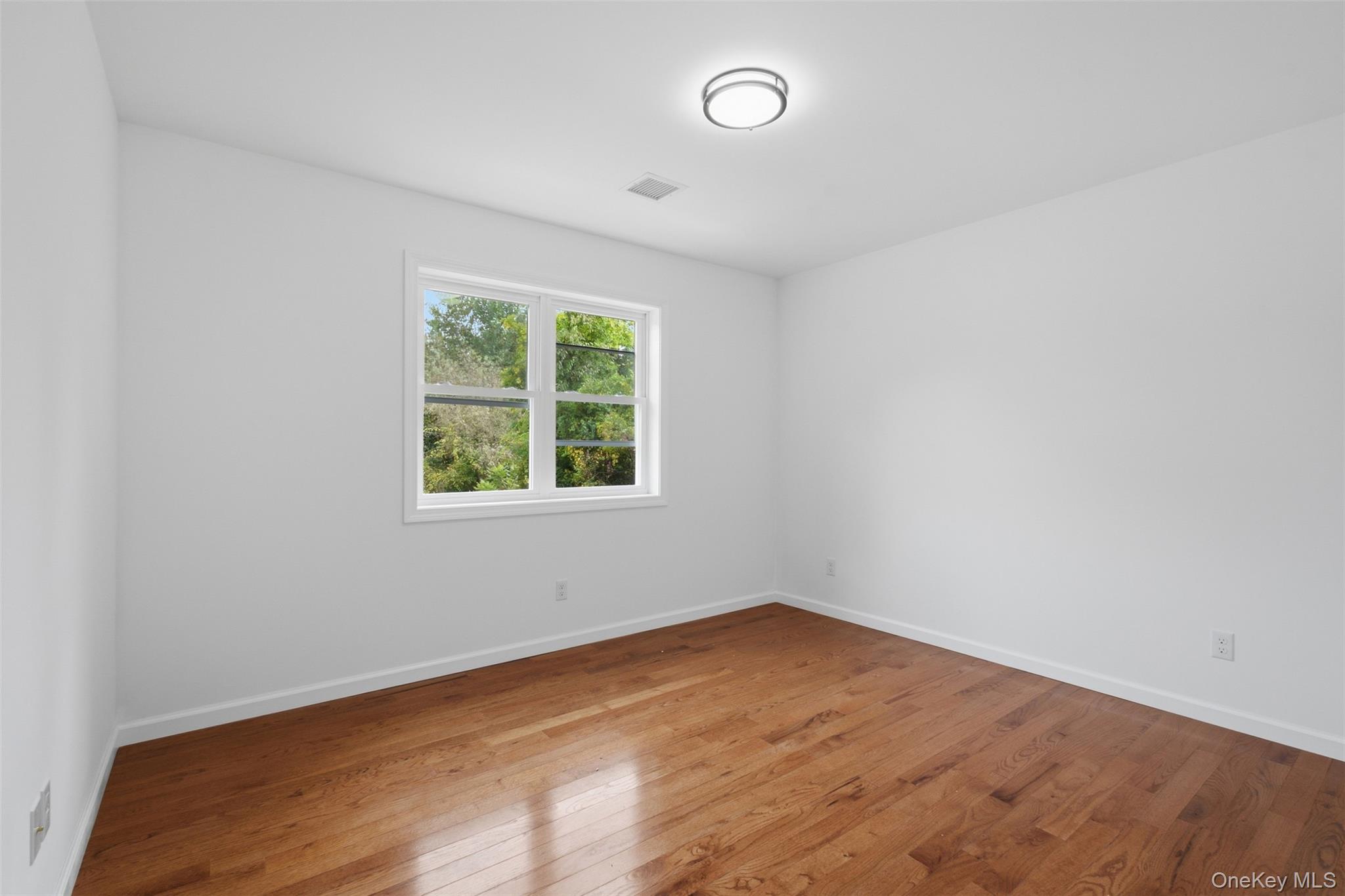 54 Cedar Lane Property Photo 9