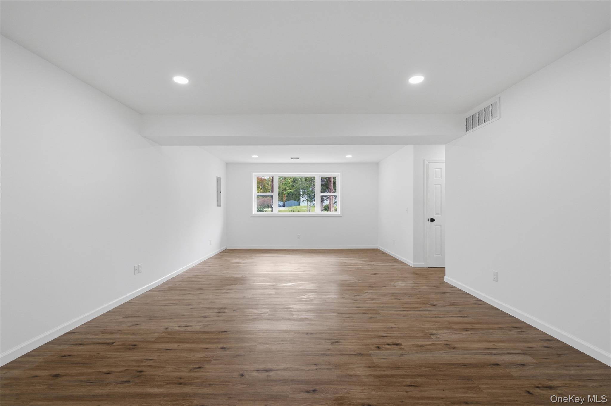 54 Cedar Lane Property Photo 16