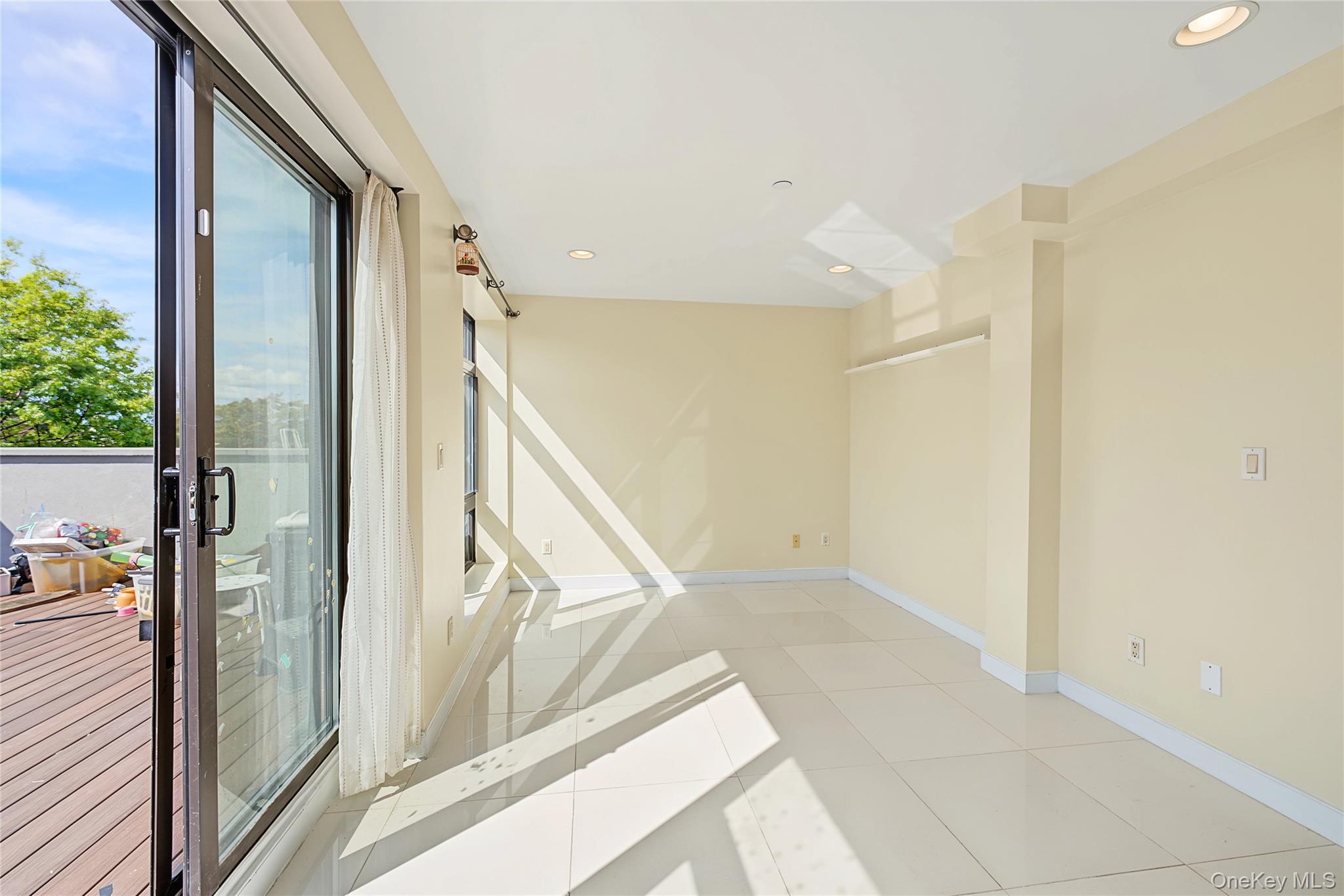 41-39 149th St 3f Property Photo 6