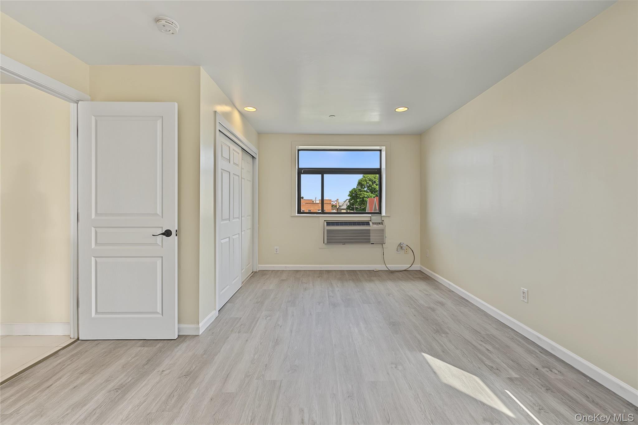 41-39 149th St 3f Property Photo 21