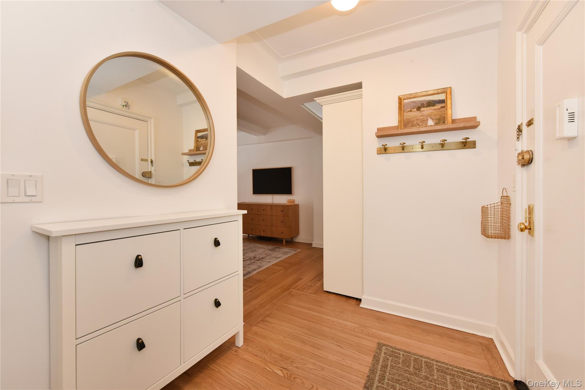 10 Park Avenue 4b Property Photo 1