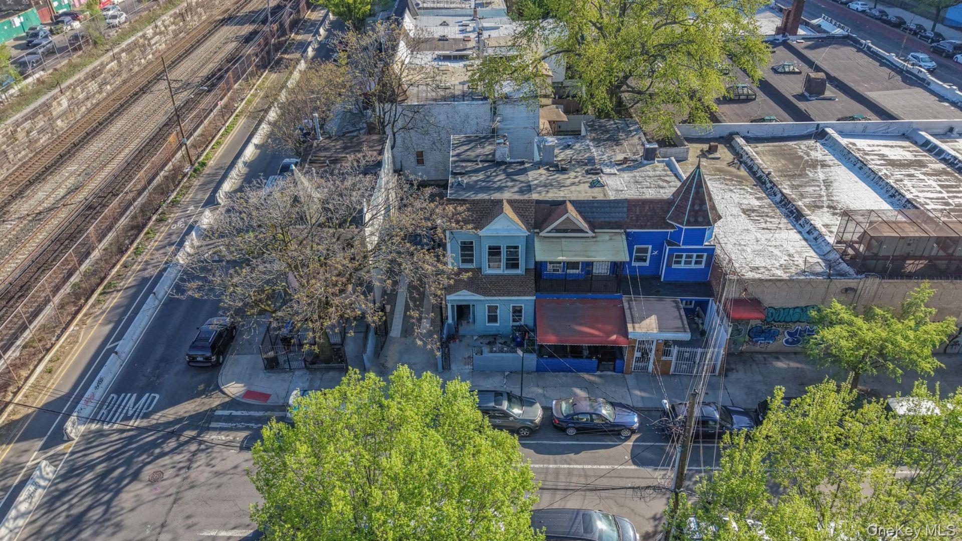 416 E 182nd Street Property Photo 5