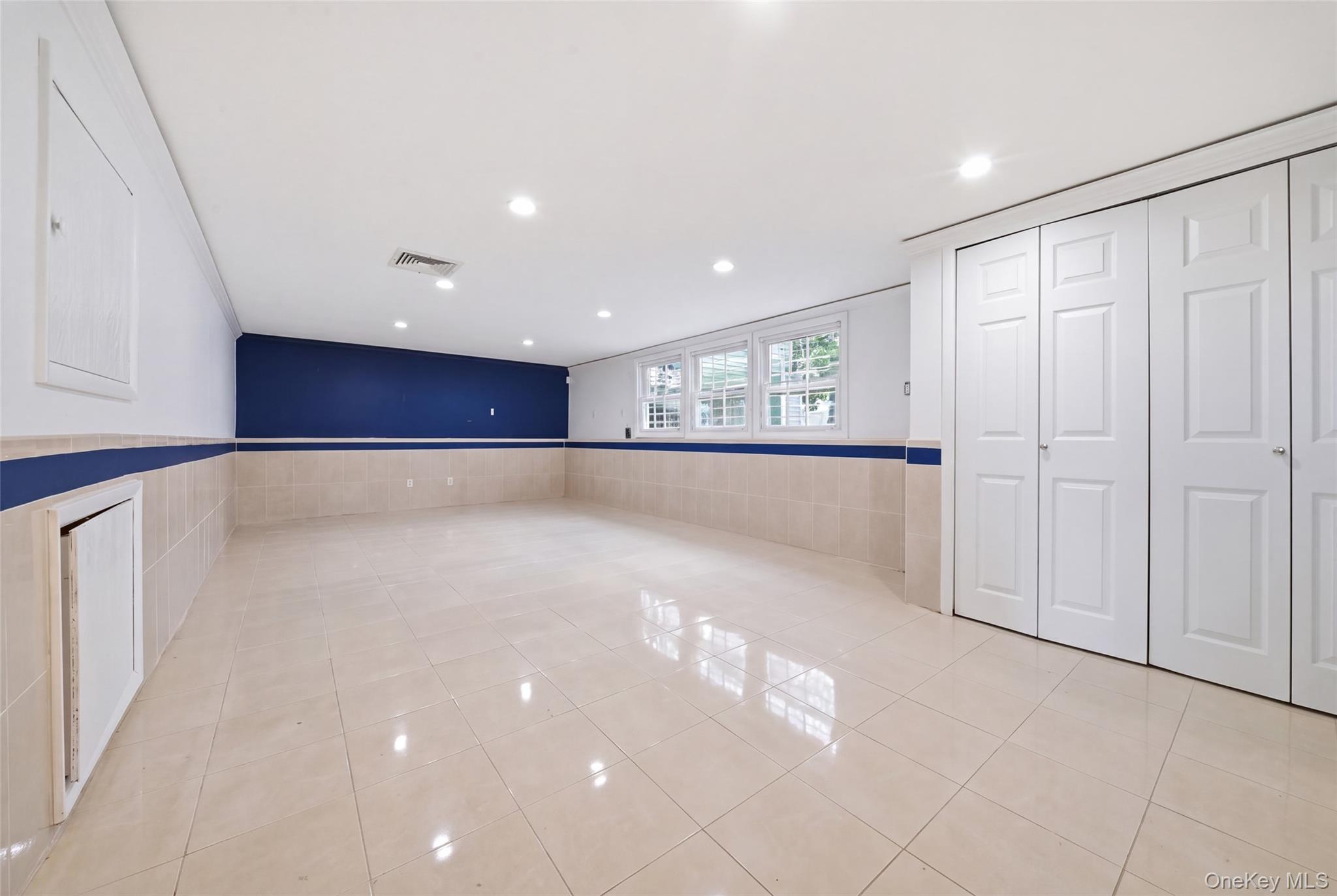 61 1st Avenue Property Photo 25